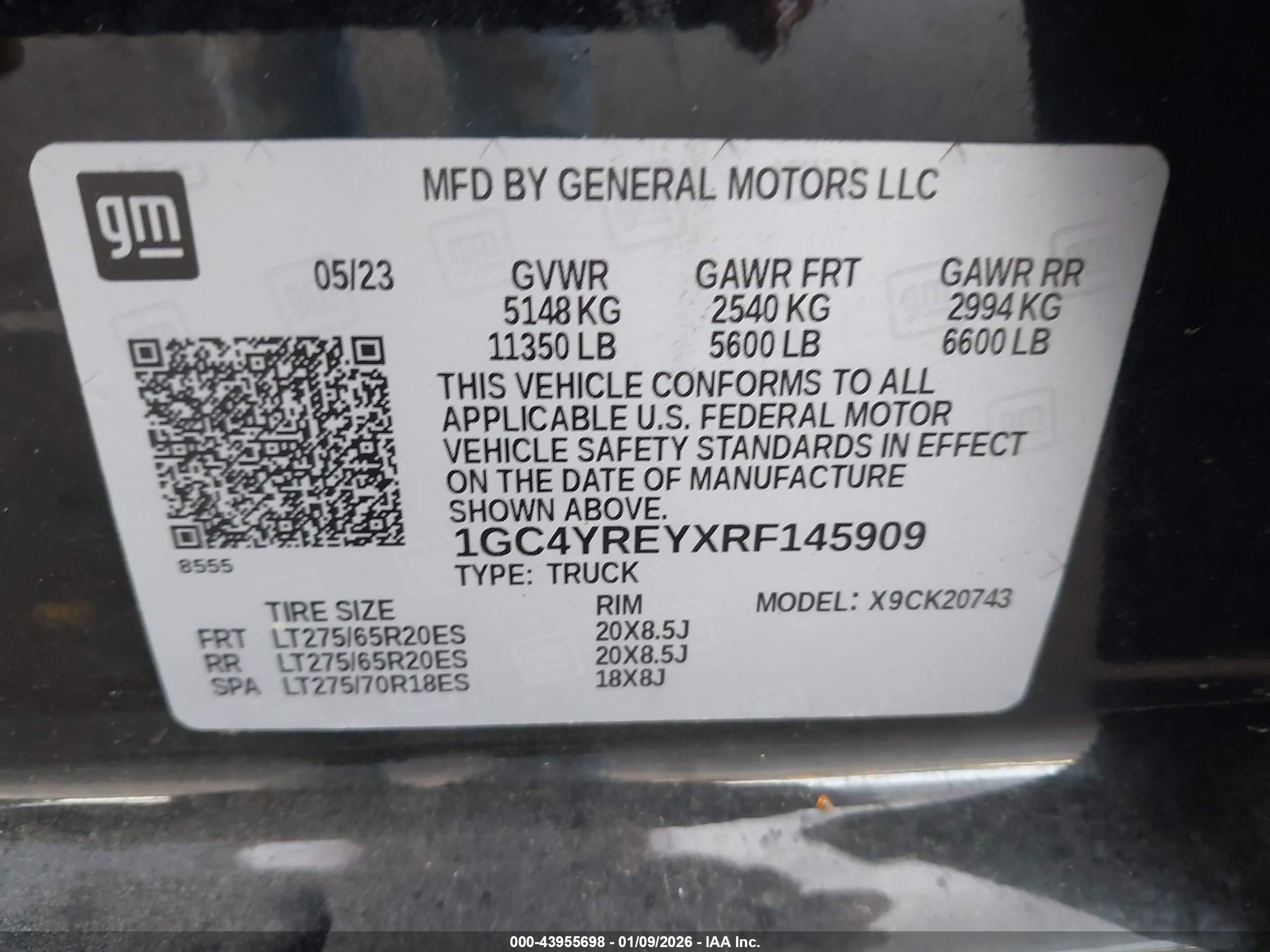 CHEVROLET SILVERADO image 9