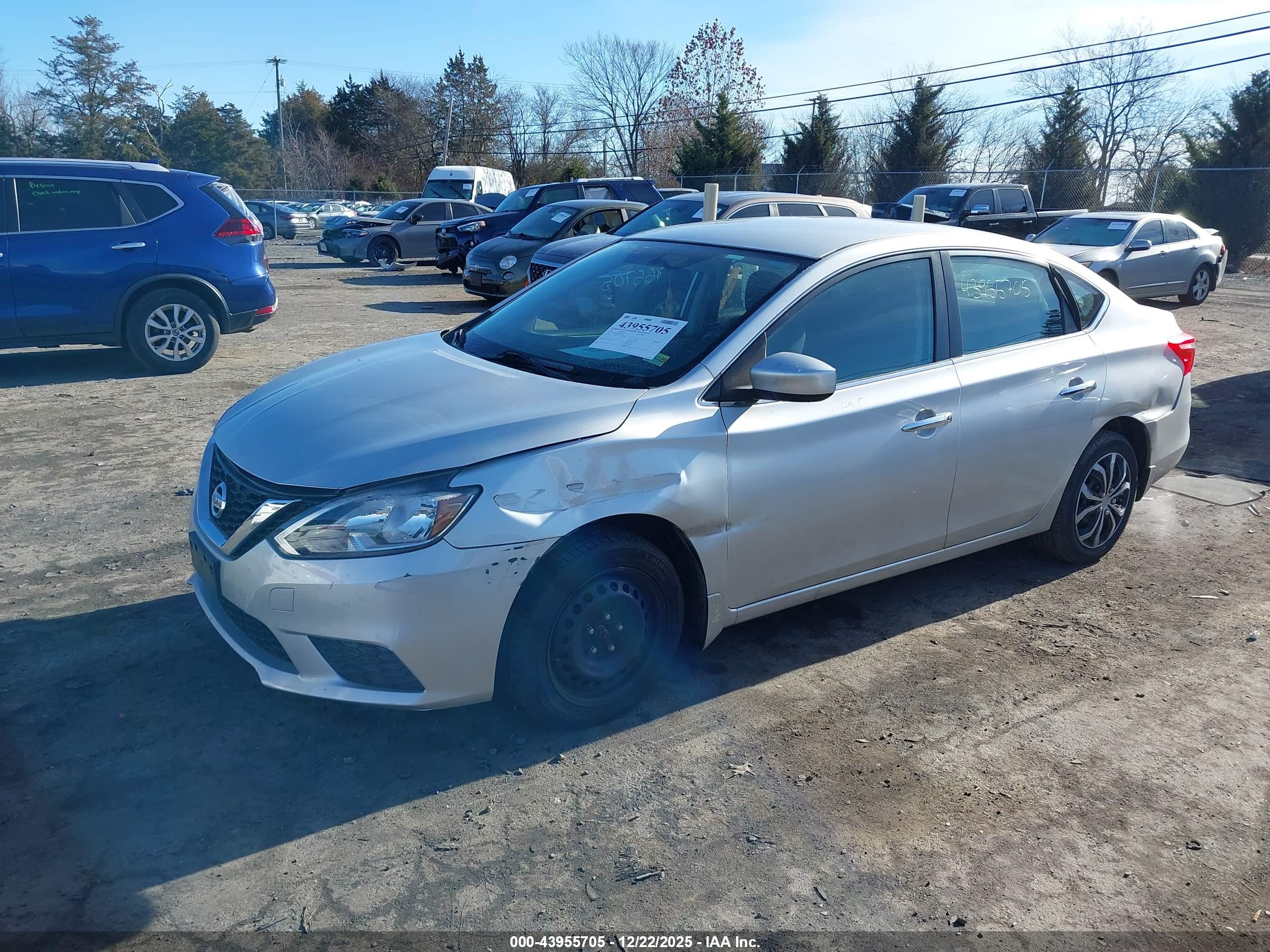 NISSAN SENTRA image 2