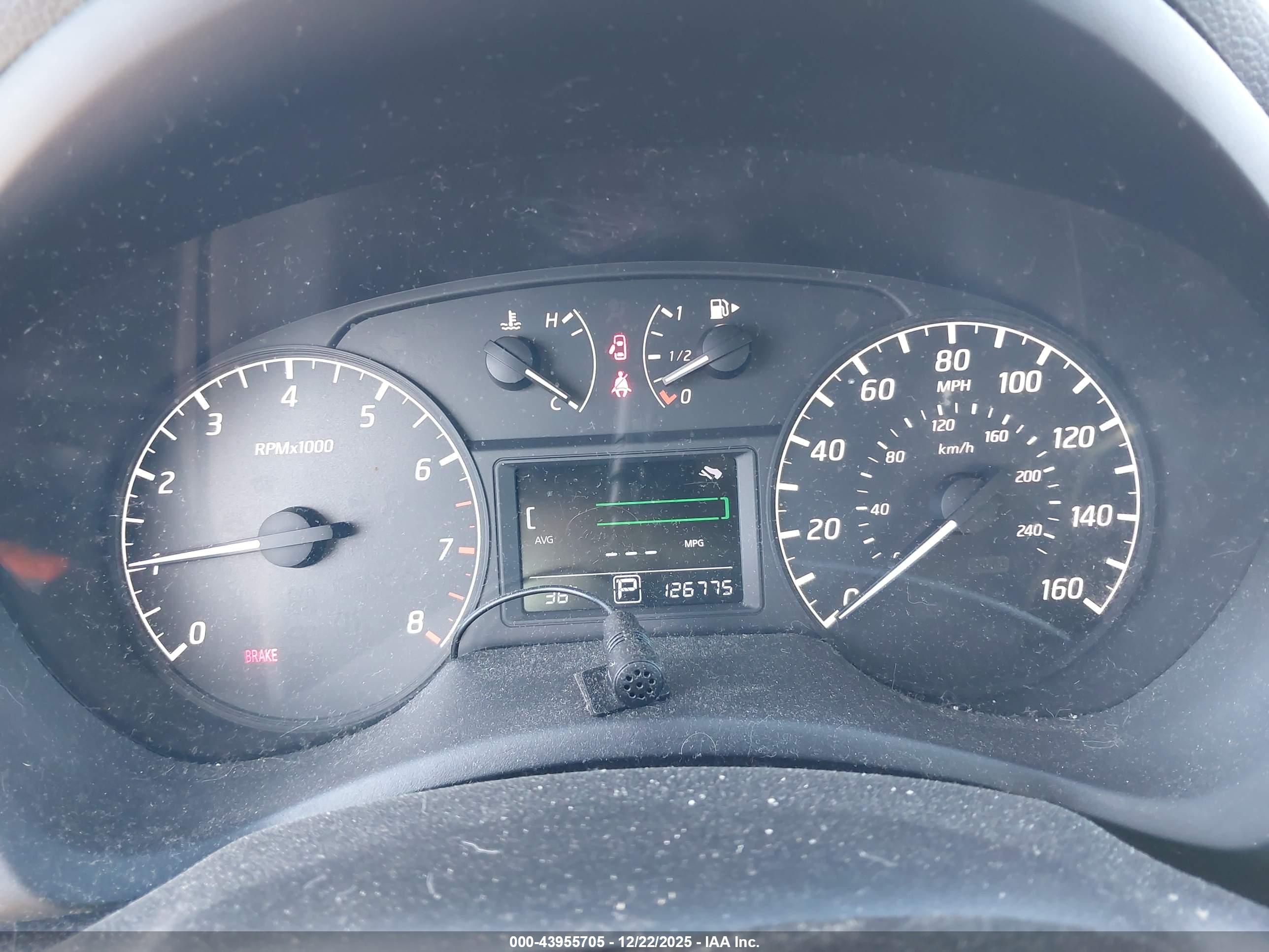 NISSAN SENTRA image 7