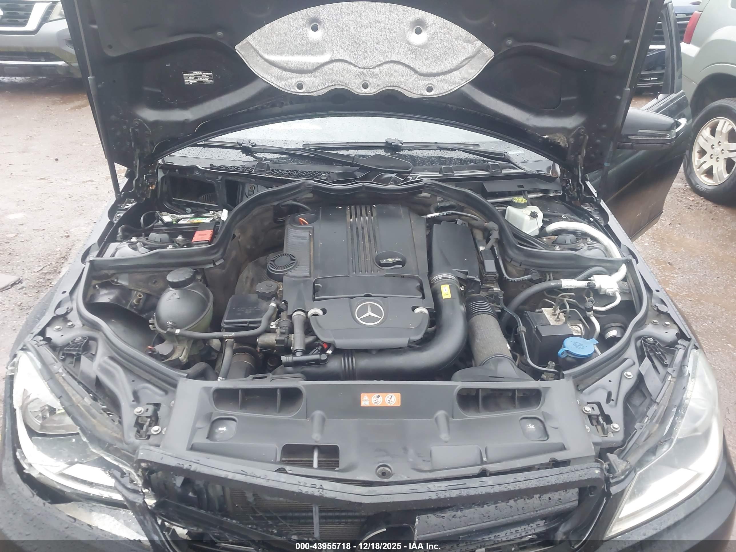MERCEDES-BENZ C image 10
