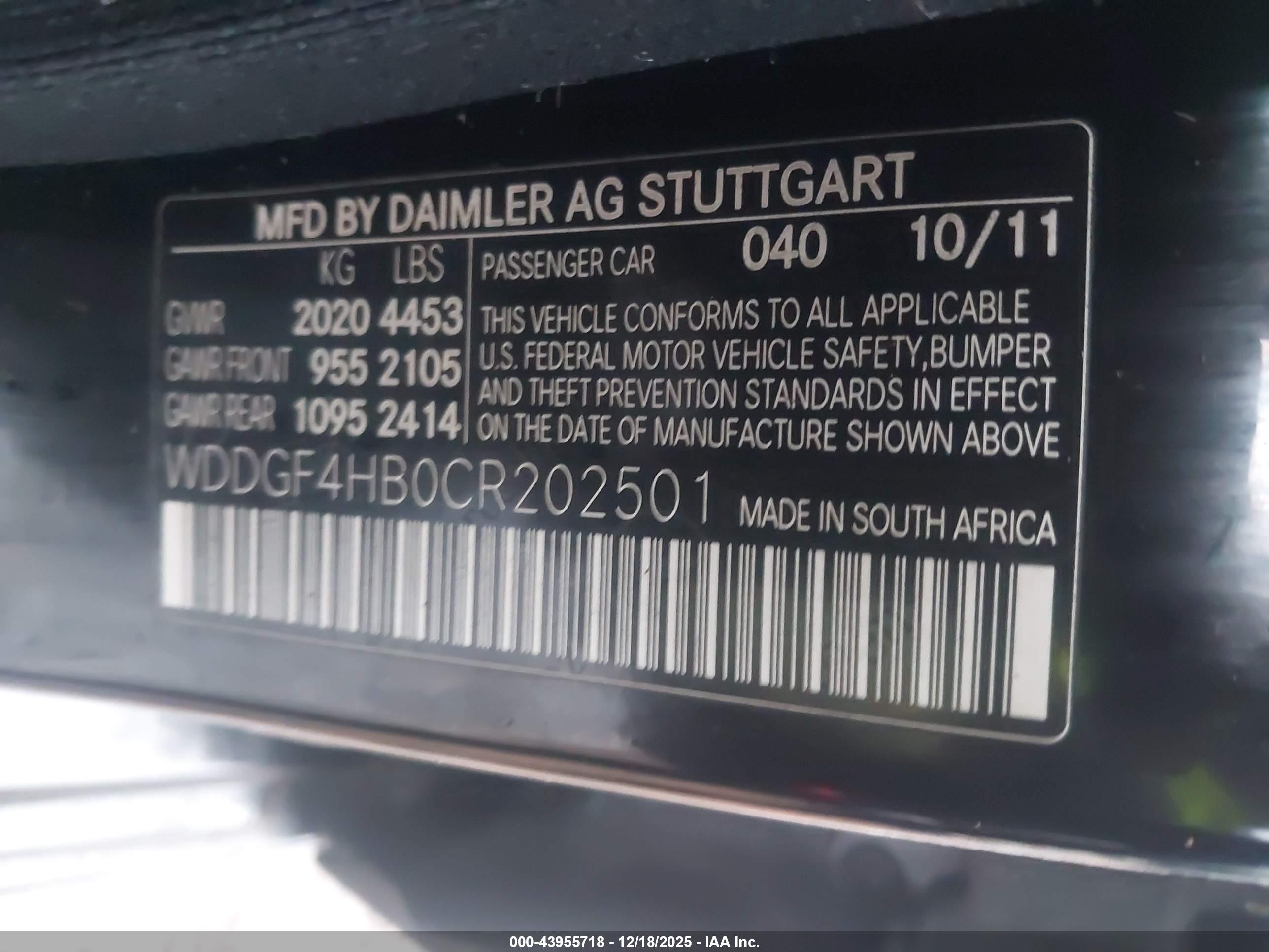 MERCEDES-BENZ C image 9