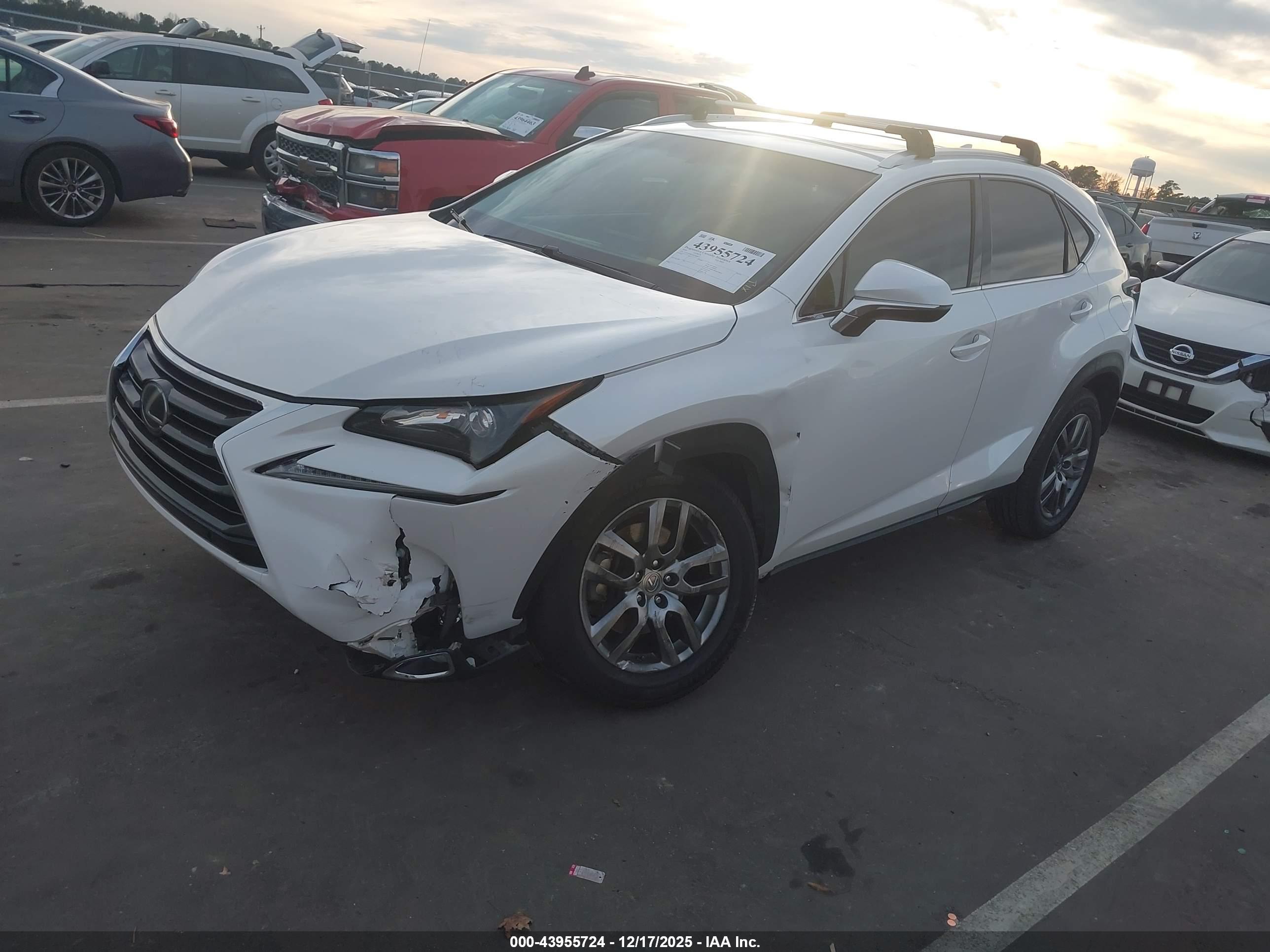 LEXUS NX image 2