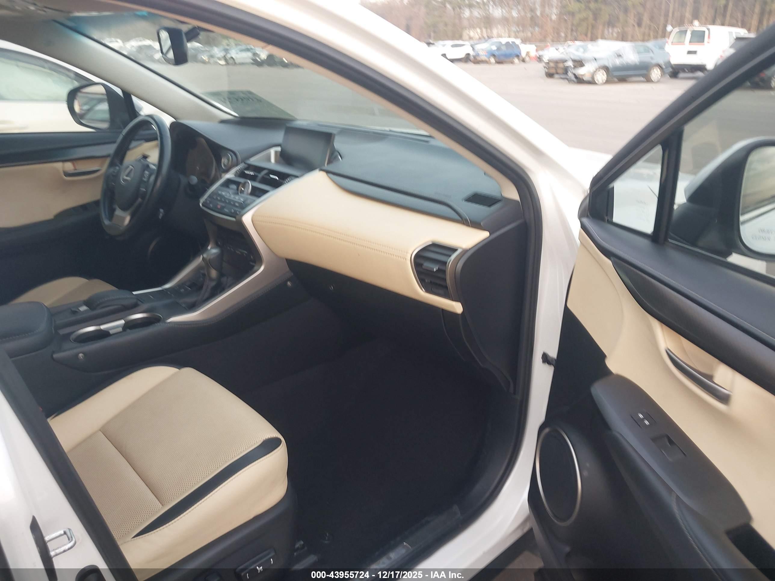 LEXUS NX image 5