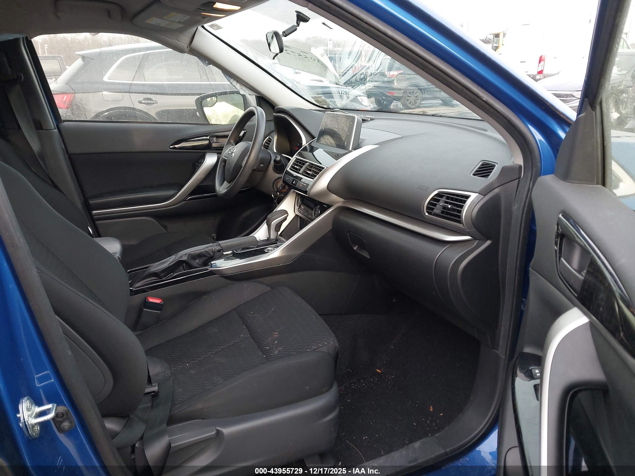 MITSUBISHI ECLIPSE image 5