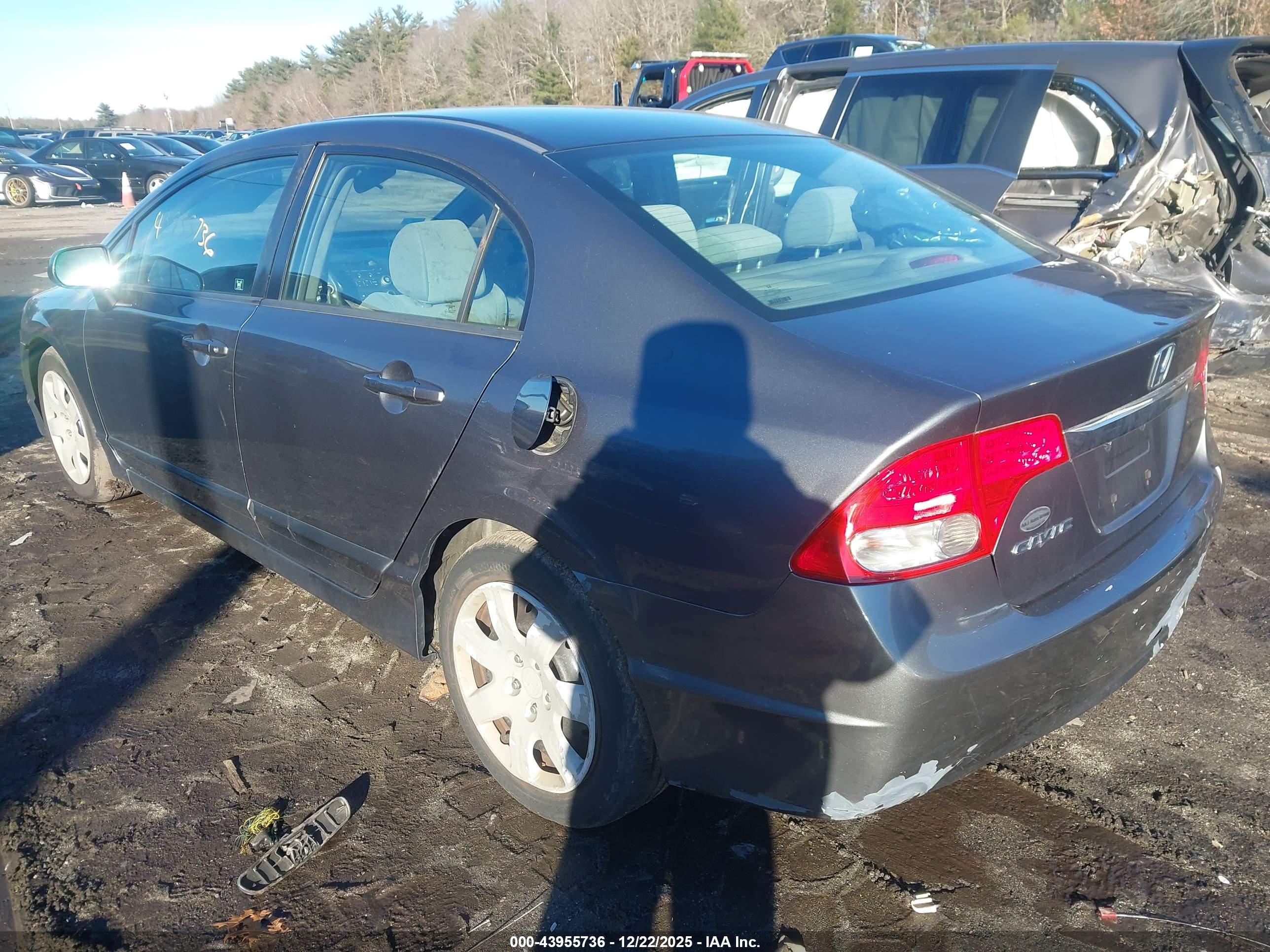 HONDA CIVIC image 3