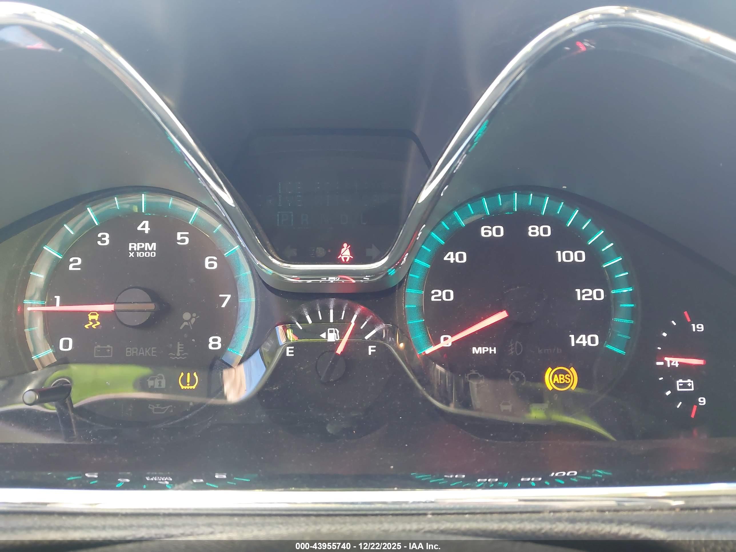 CHEVROLET TRAVERSE image 7