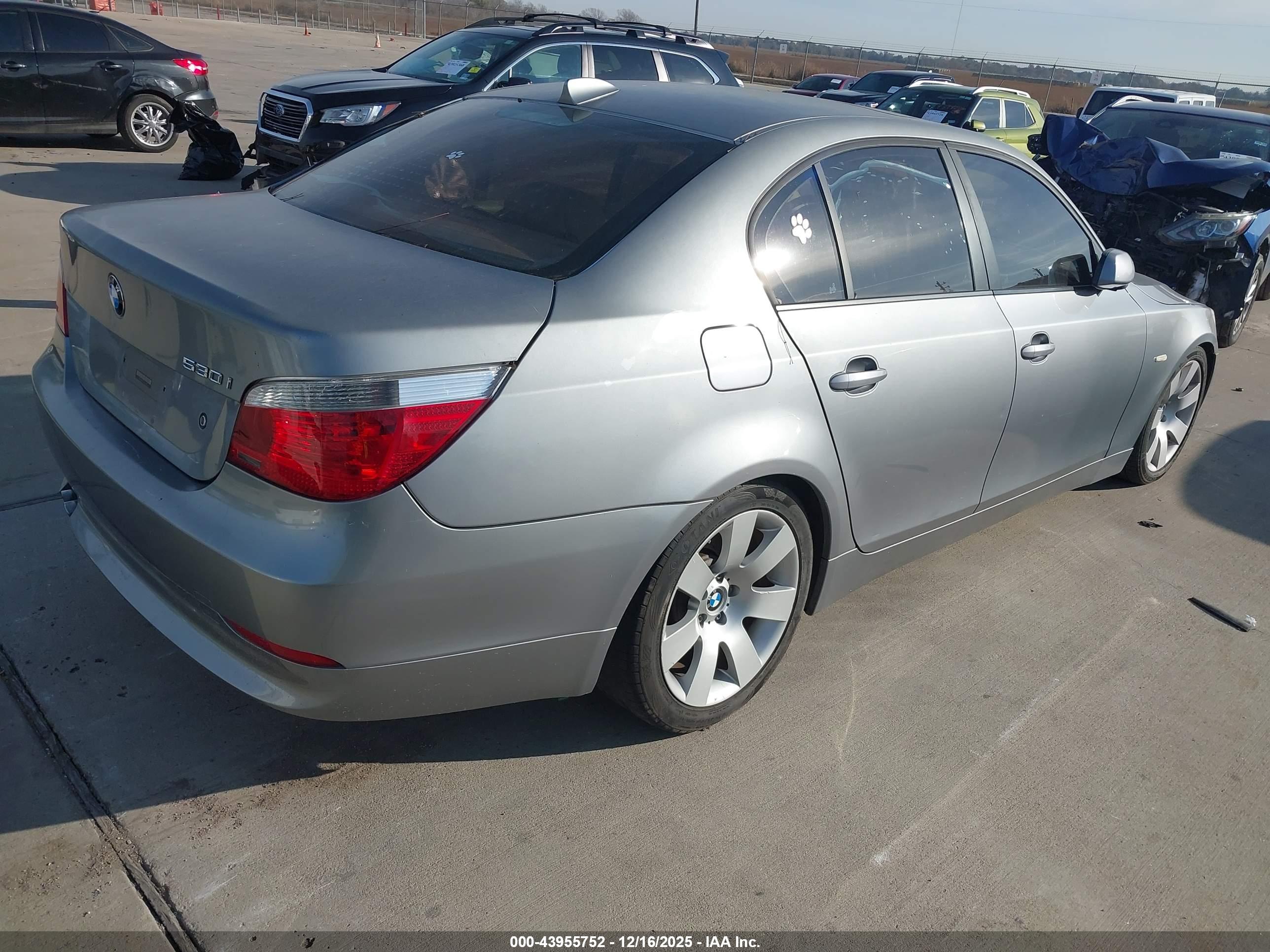 BMW 530I image 4