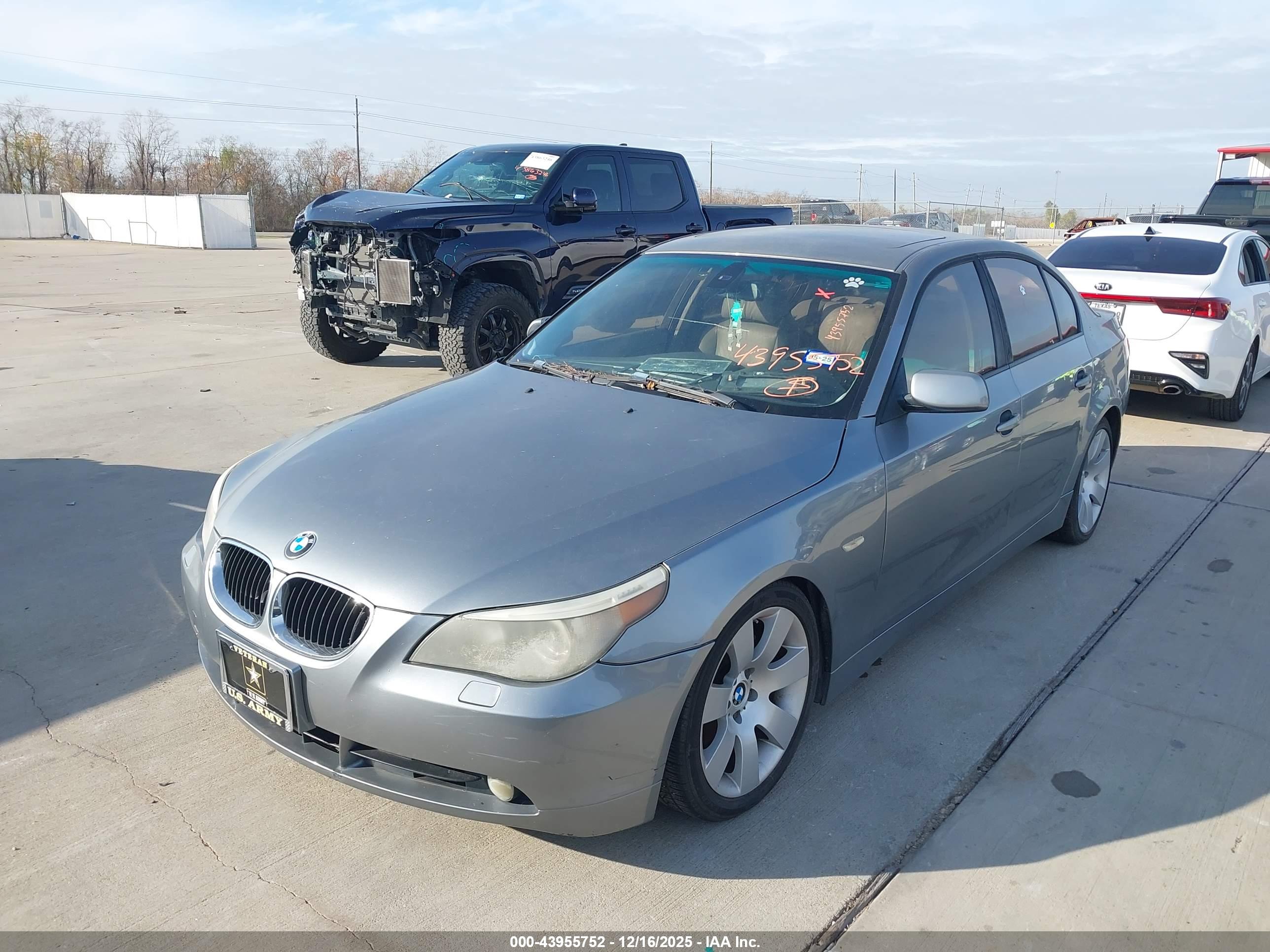 BMW 530I image 6