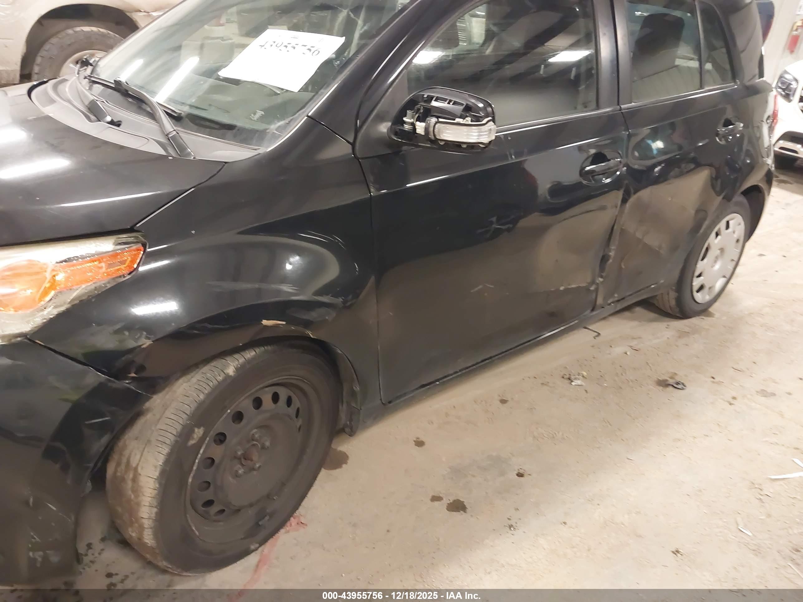 SCION XD image 6