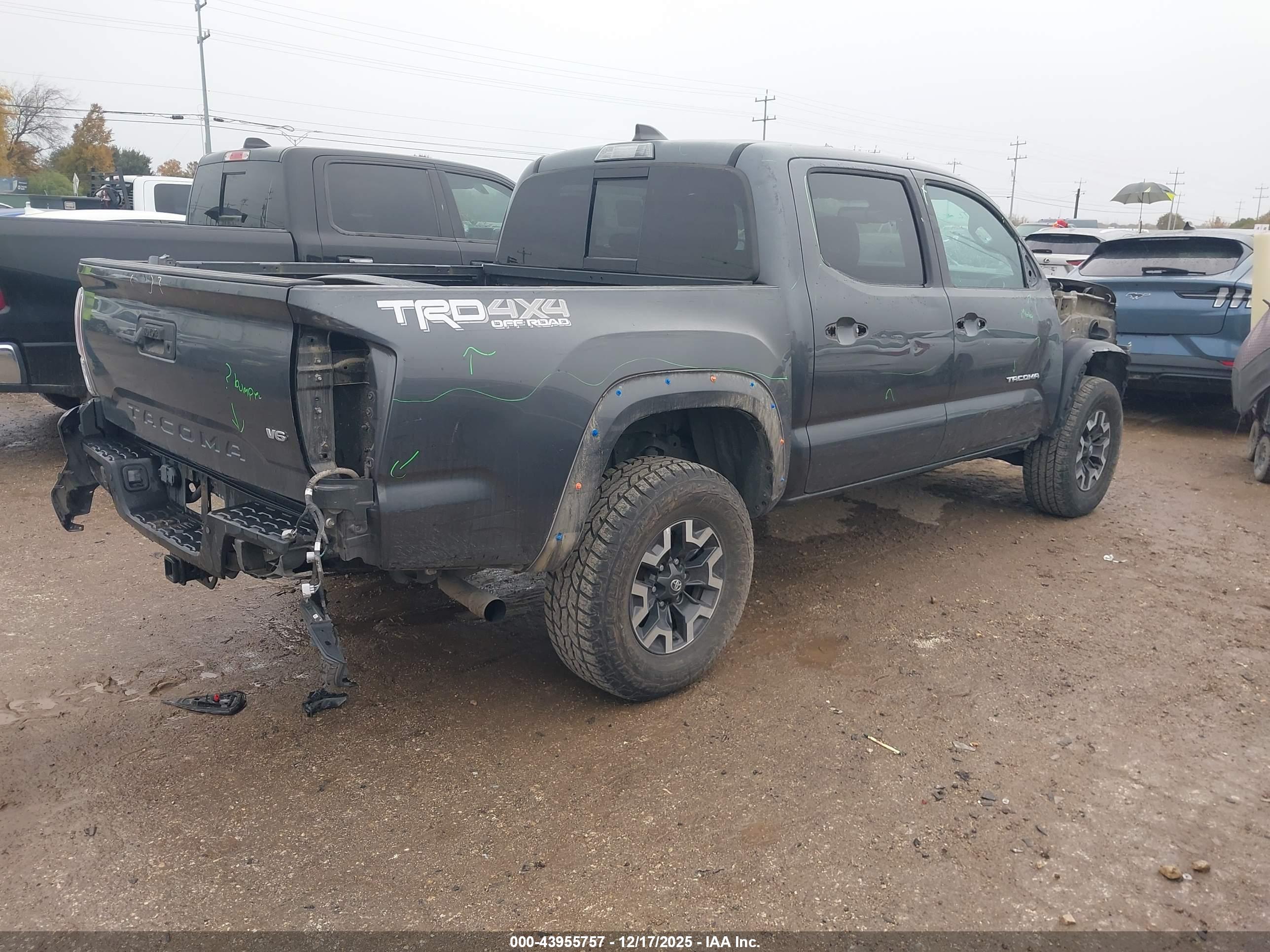 TOYOTA TACOMA image 4