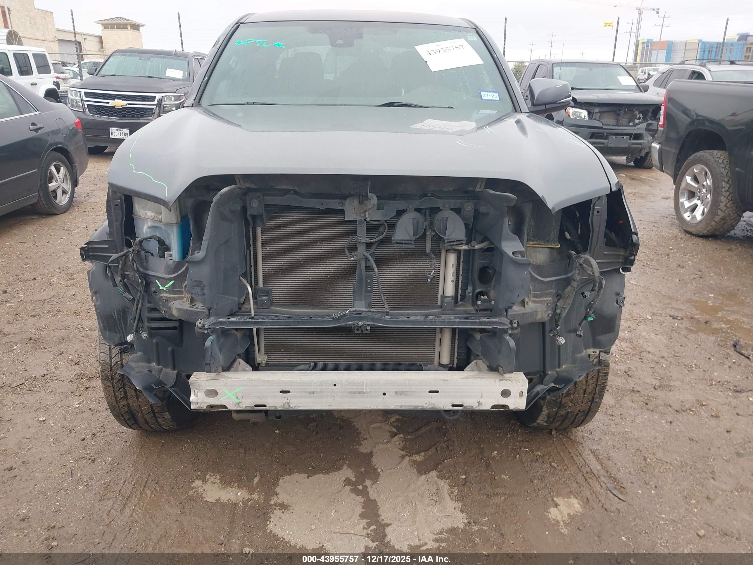 TOYOTA TACOMA image 6