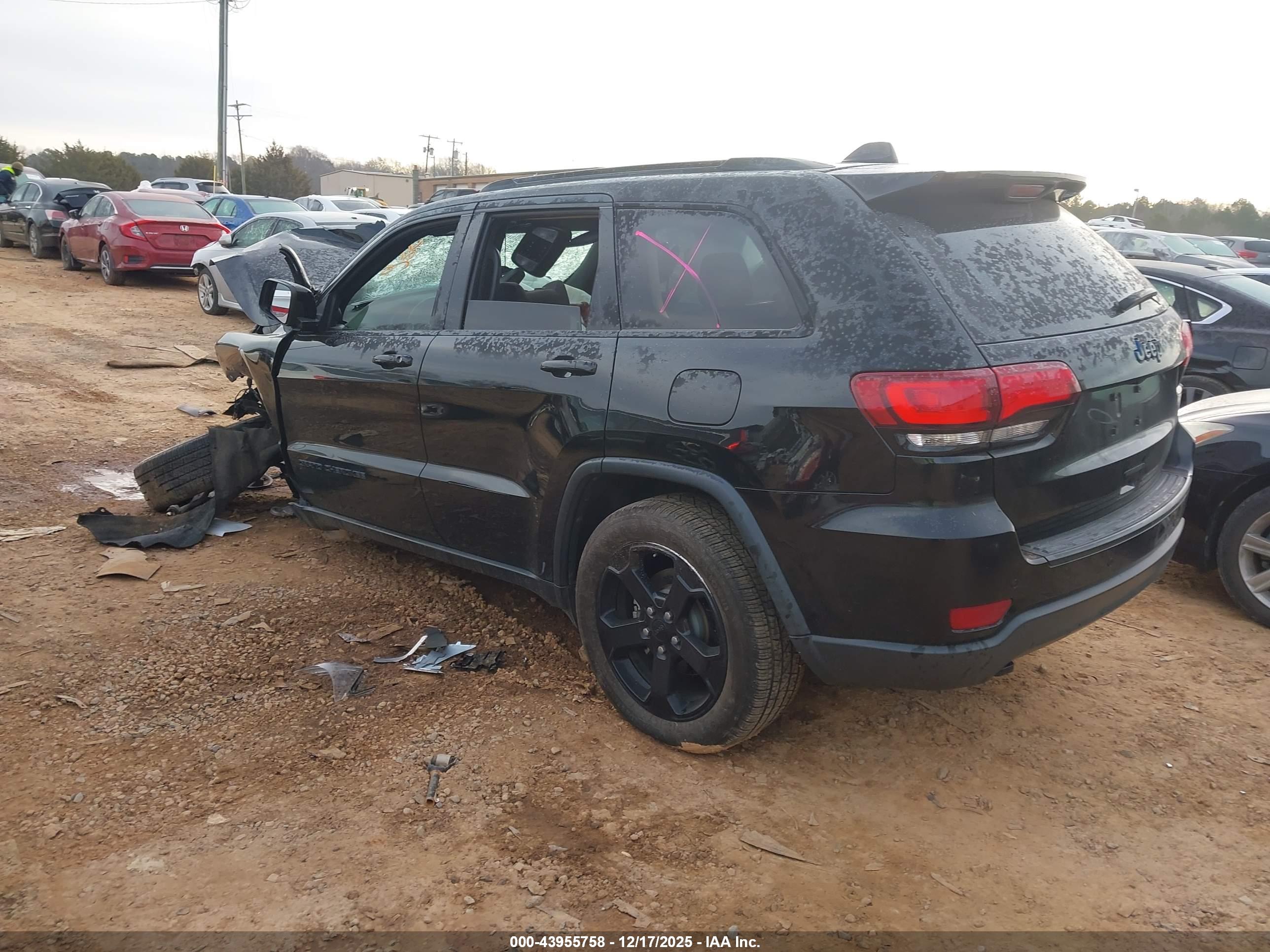 JEEP GRAND image 3