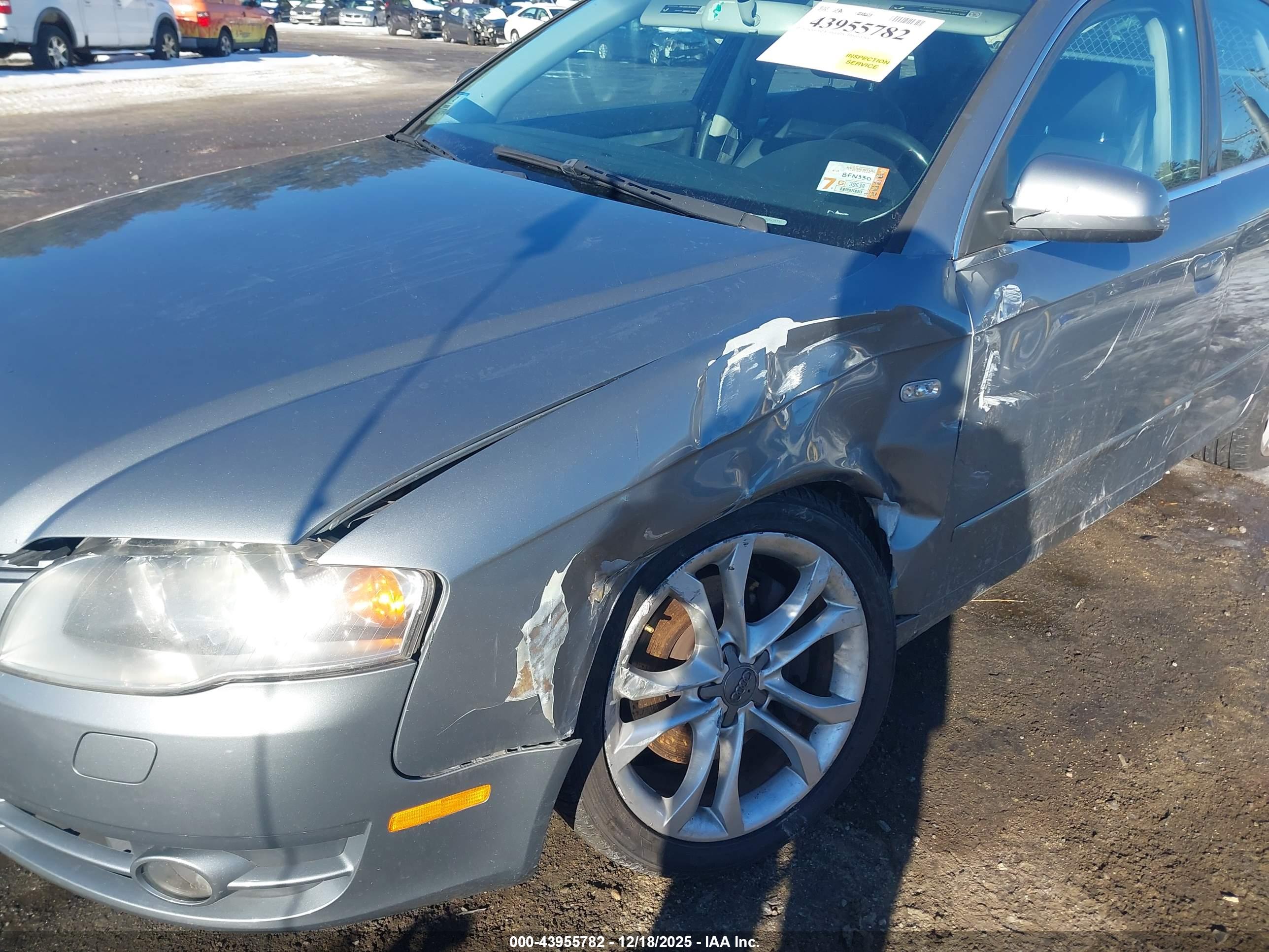 AUDI A4 image 6