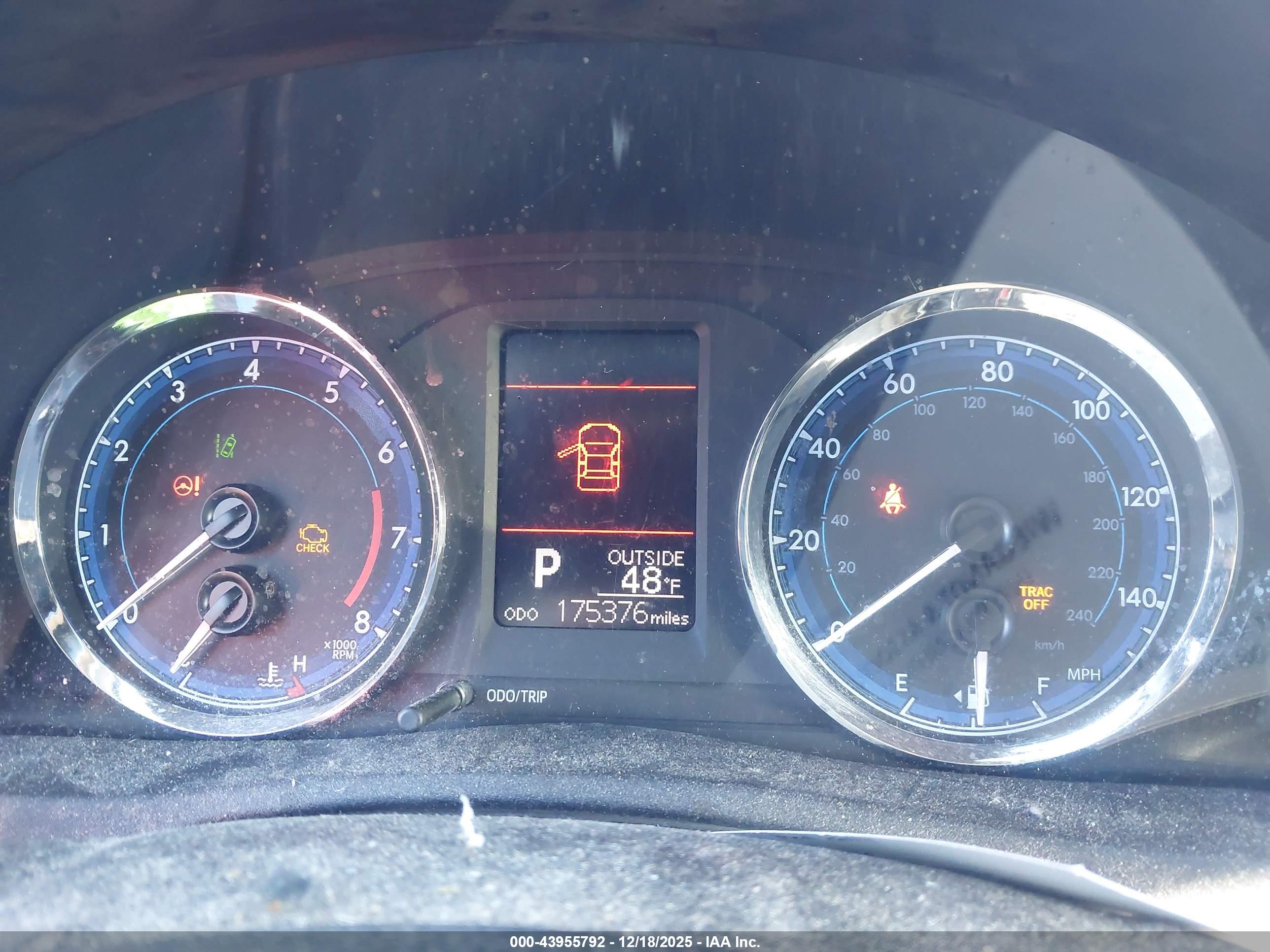 TOYOTA COROLLA image 7