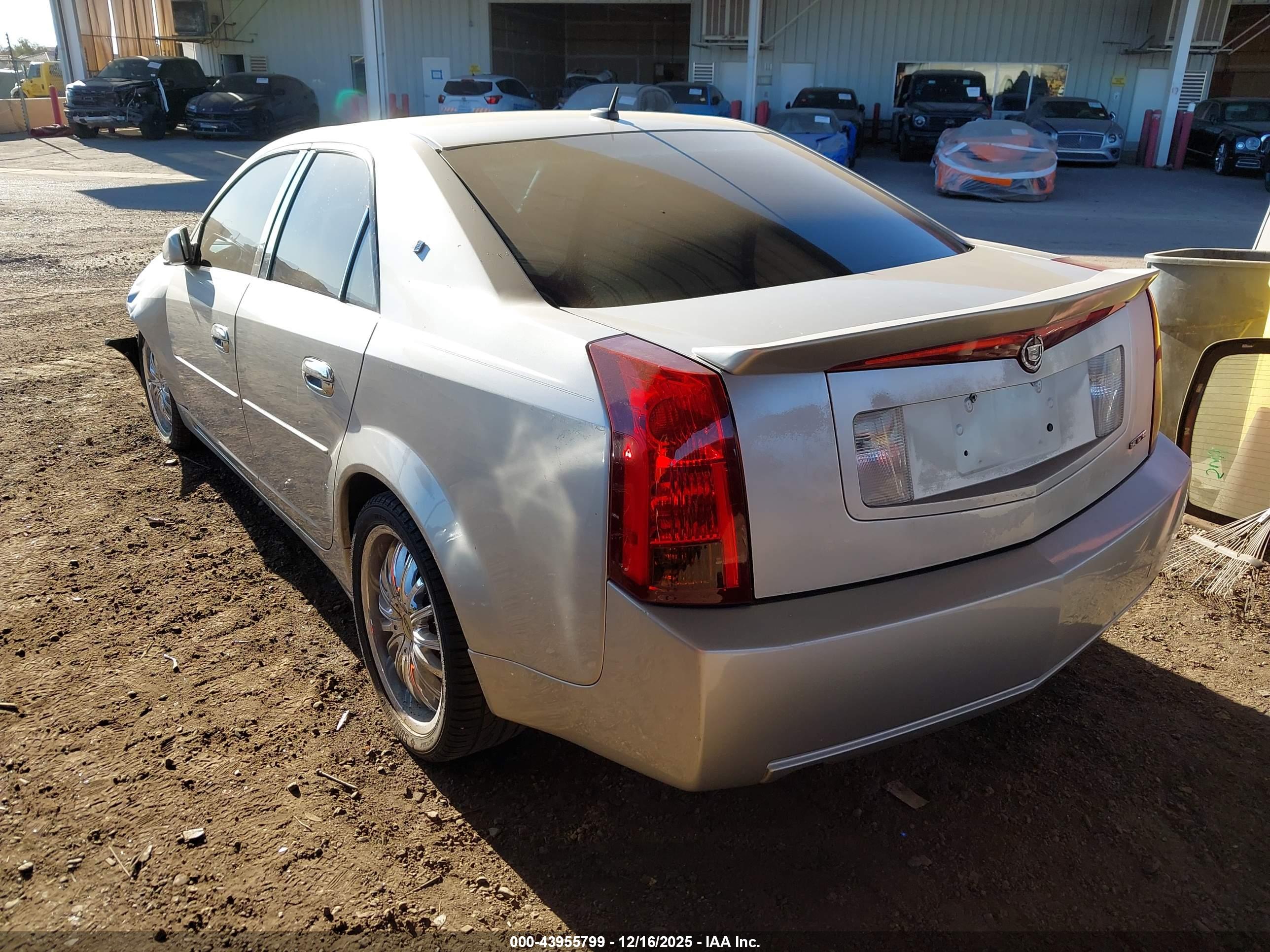 CADILLAC CTS image 3