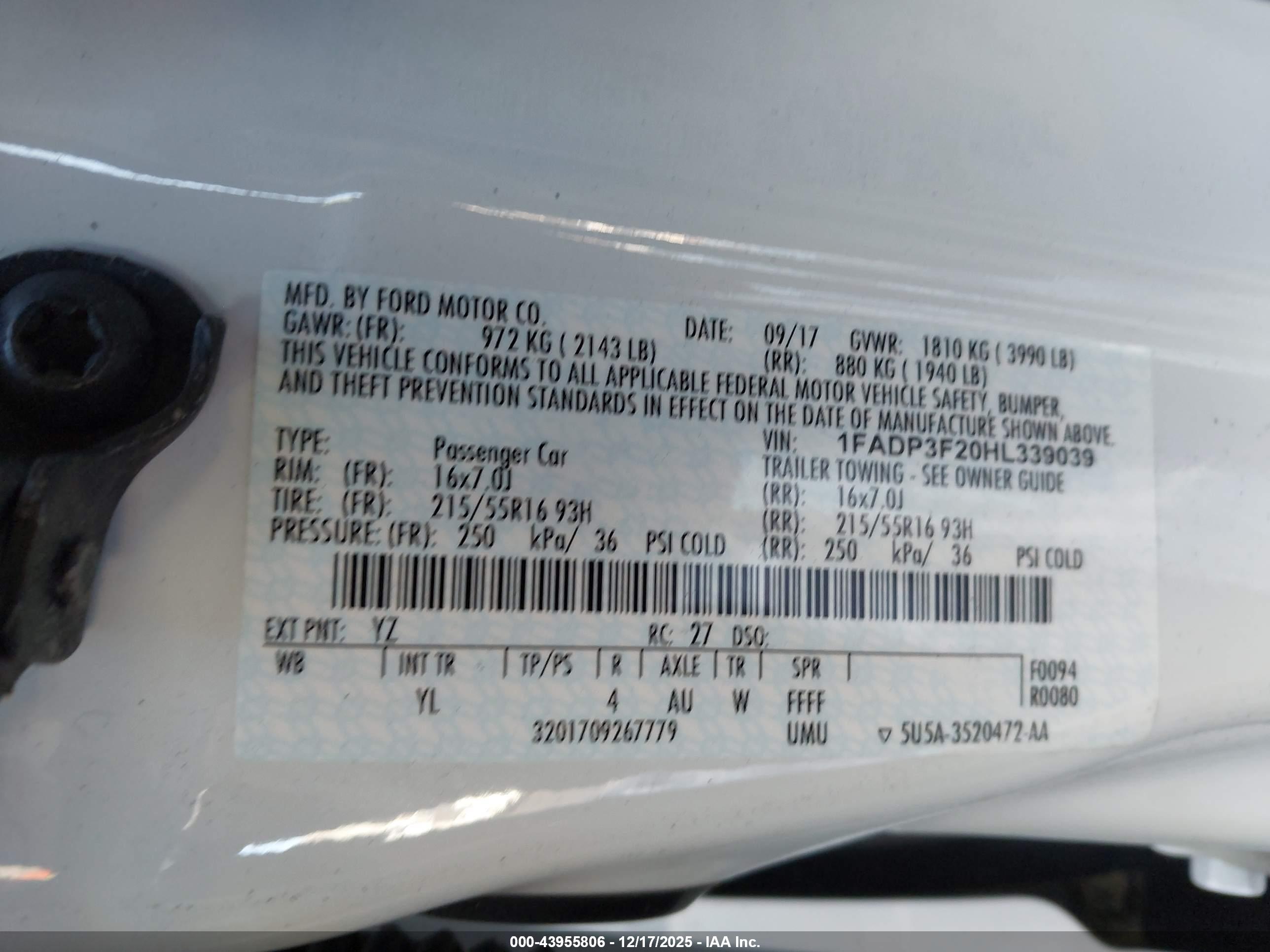 FORD FOCUS image 9