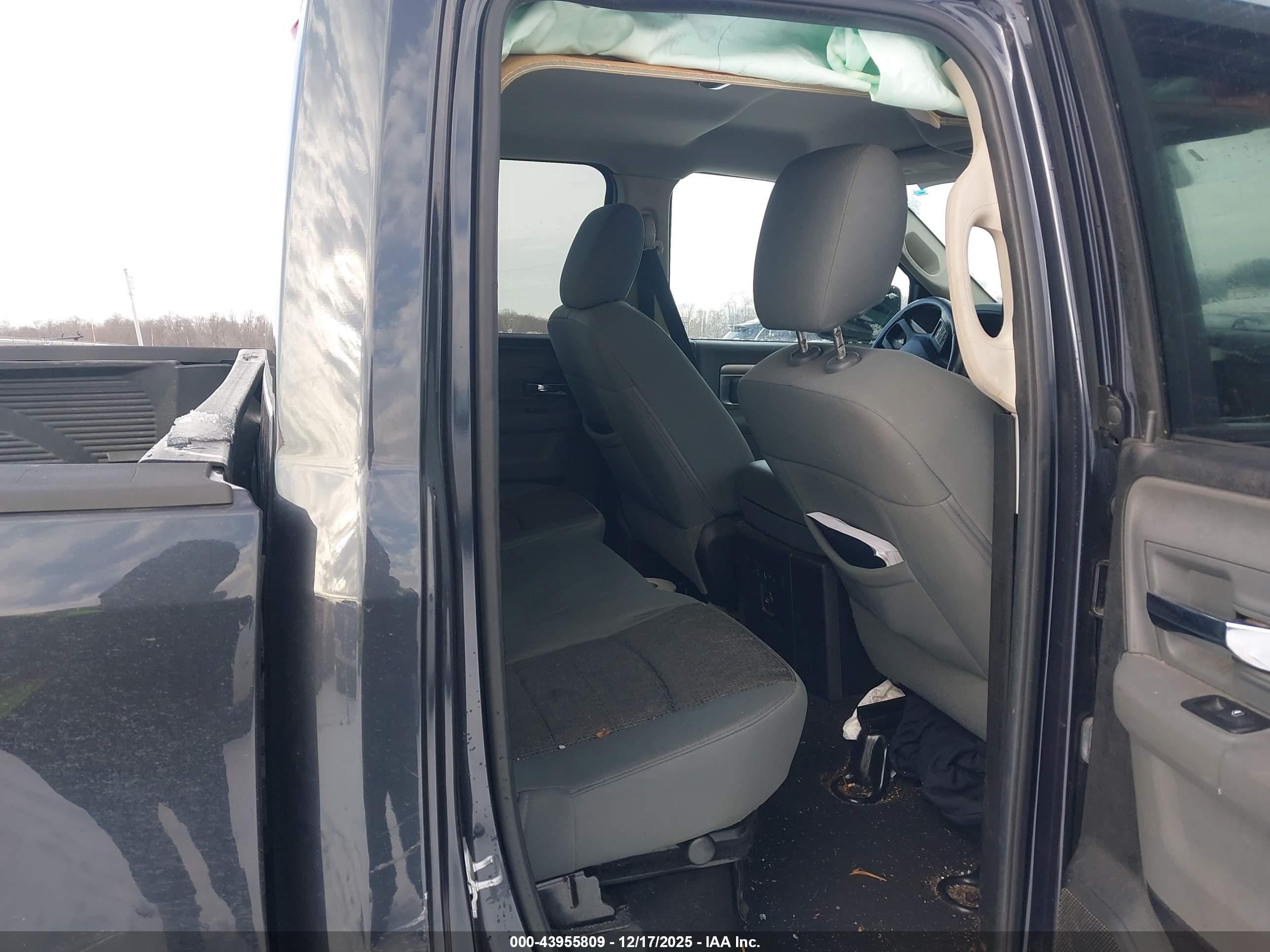 RAM 1500 image 8