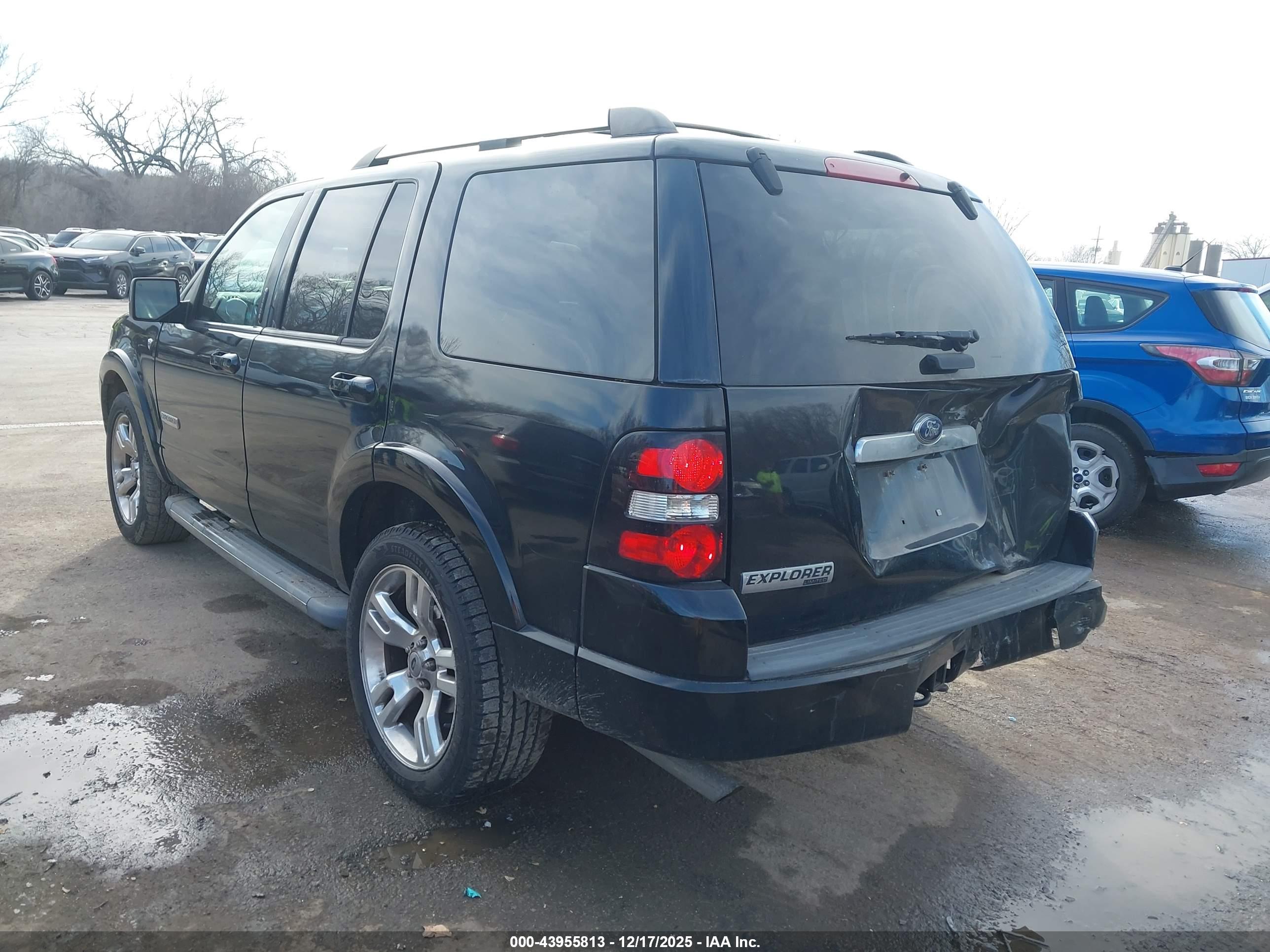 FORD EXPLORER image 3