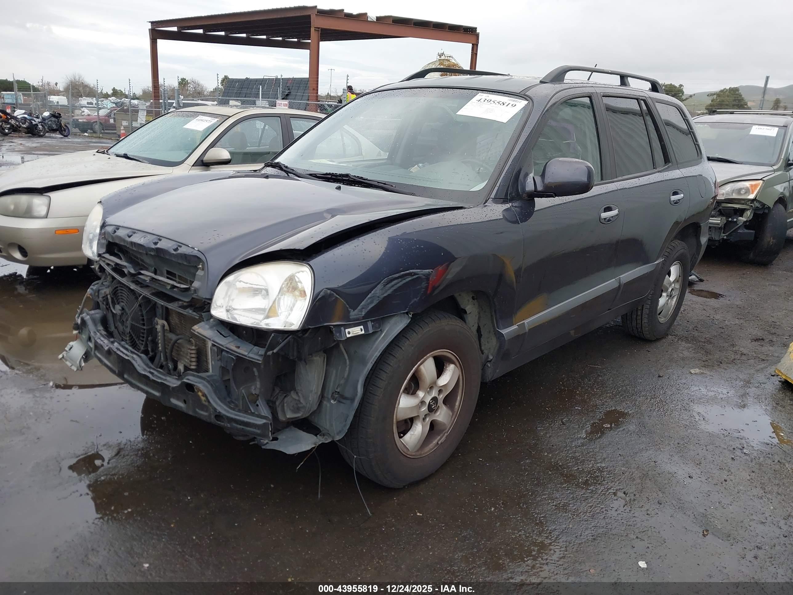 HYUNDAI SANTA image 2