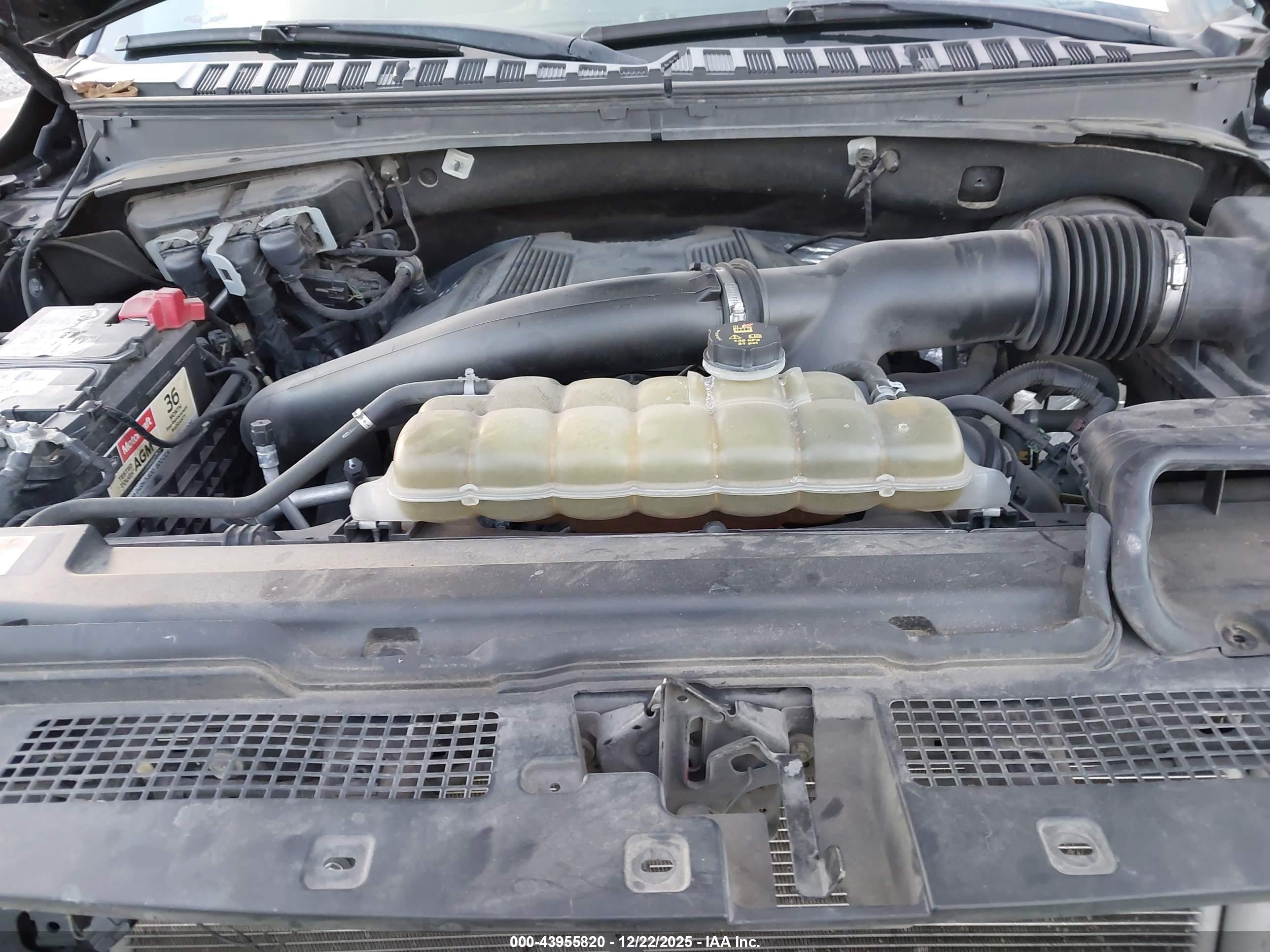 FORD EXPEDITION image 10