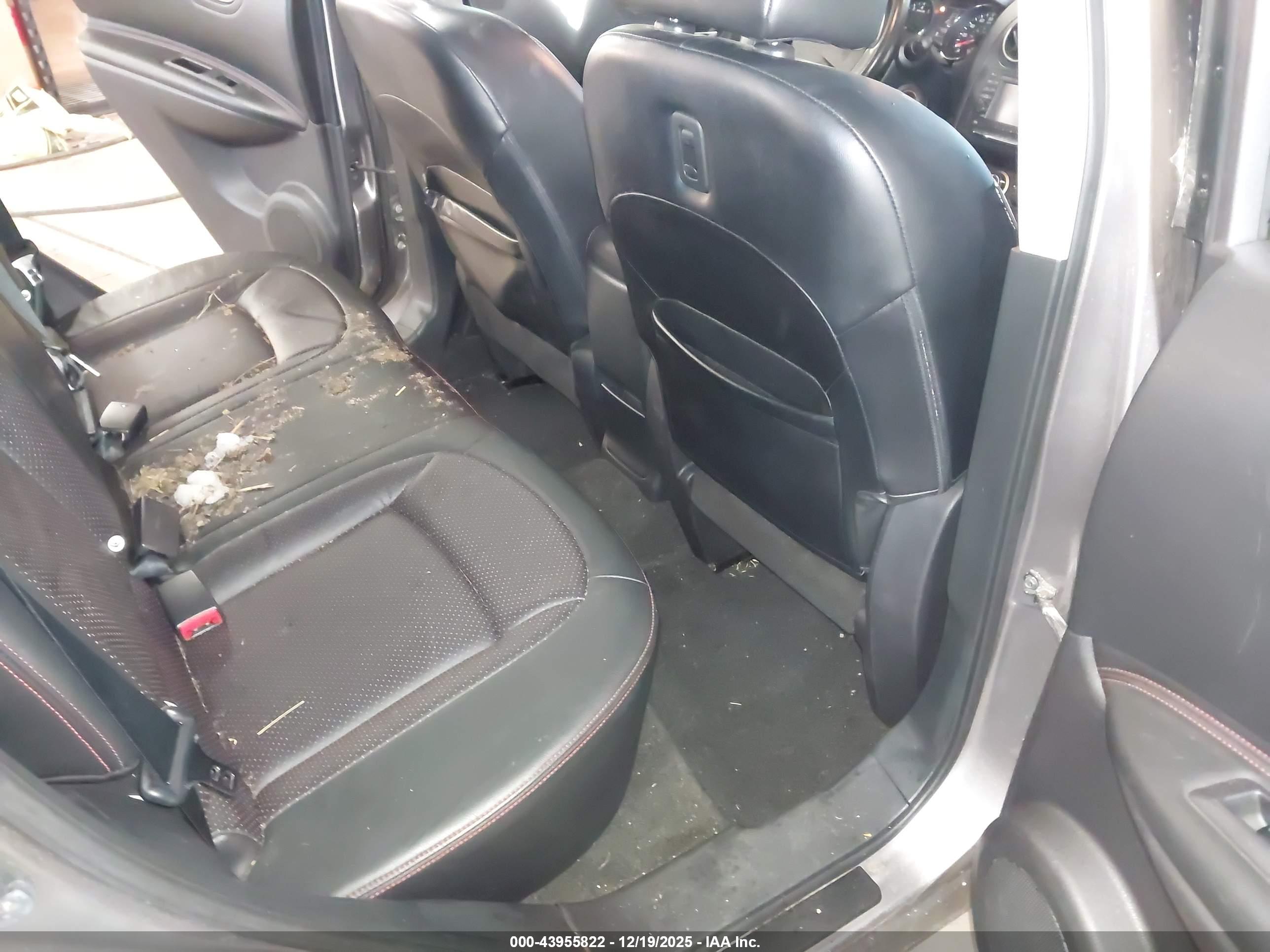 NISSAN ROGUE image 8
