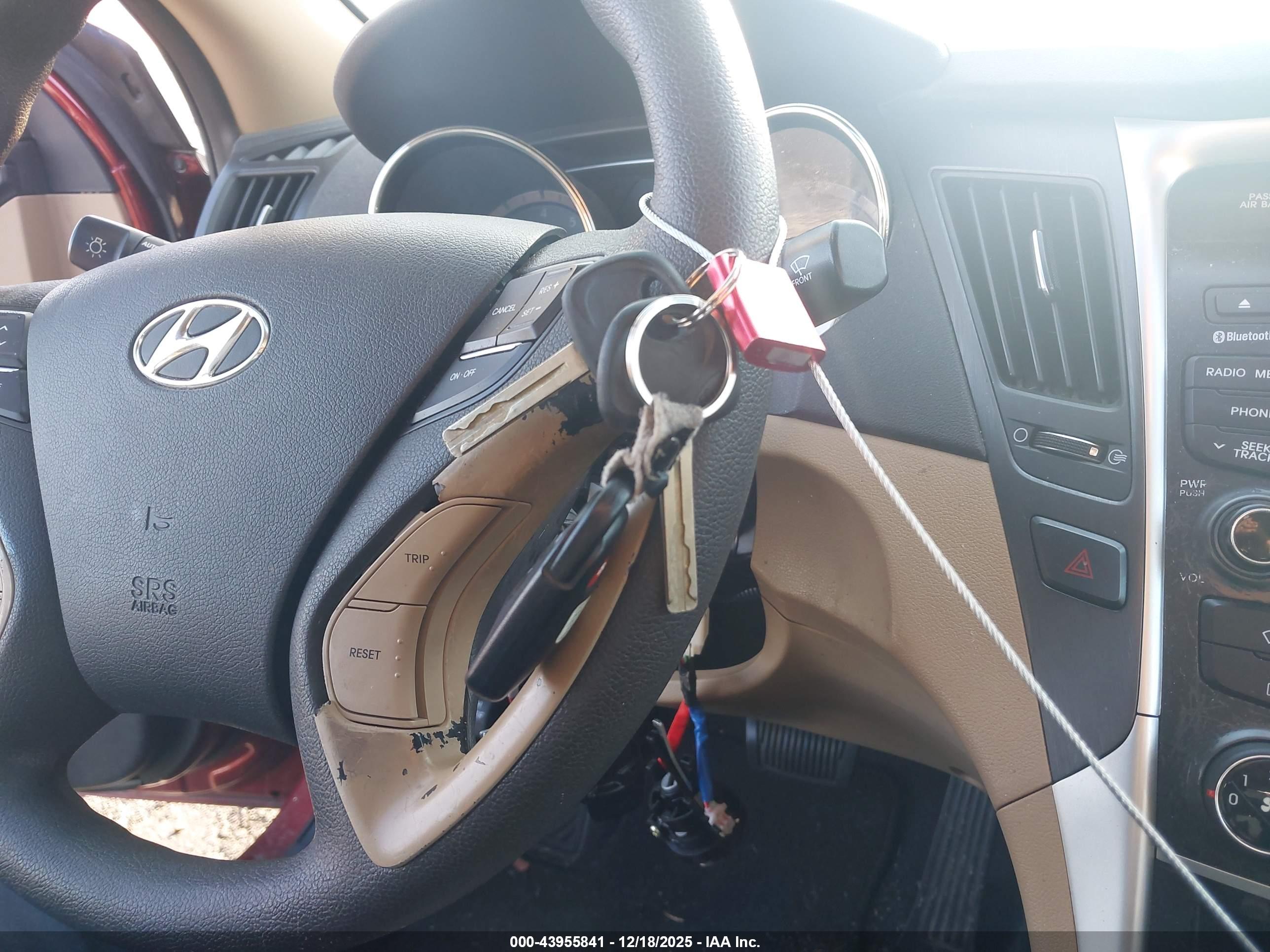 HYUNDAI SONATA image 11