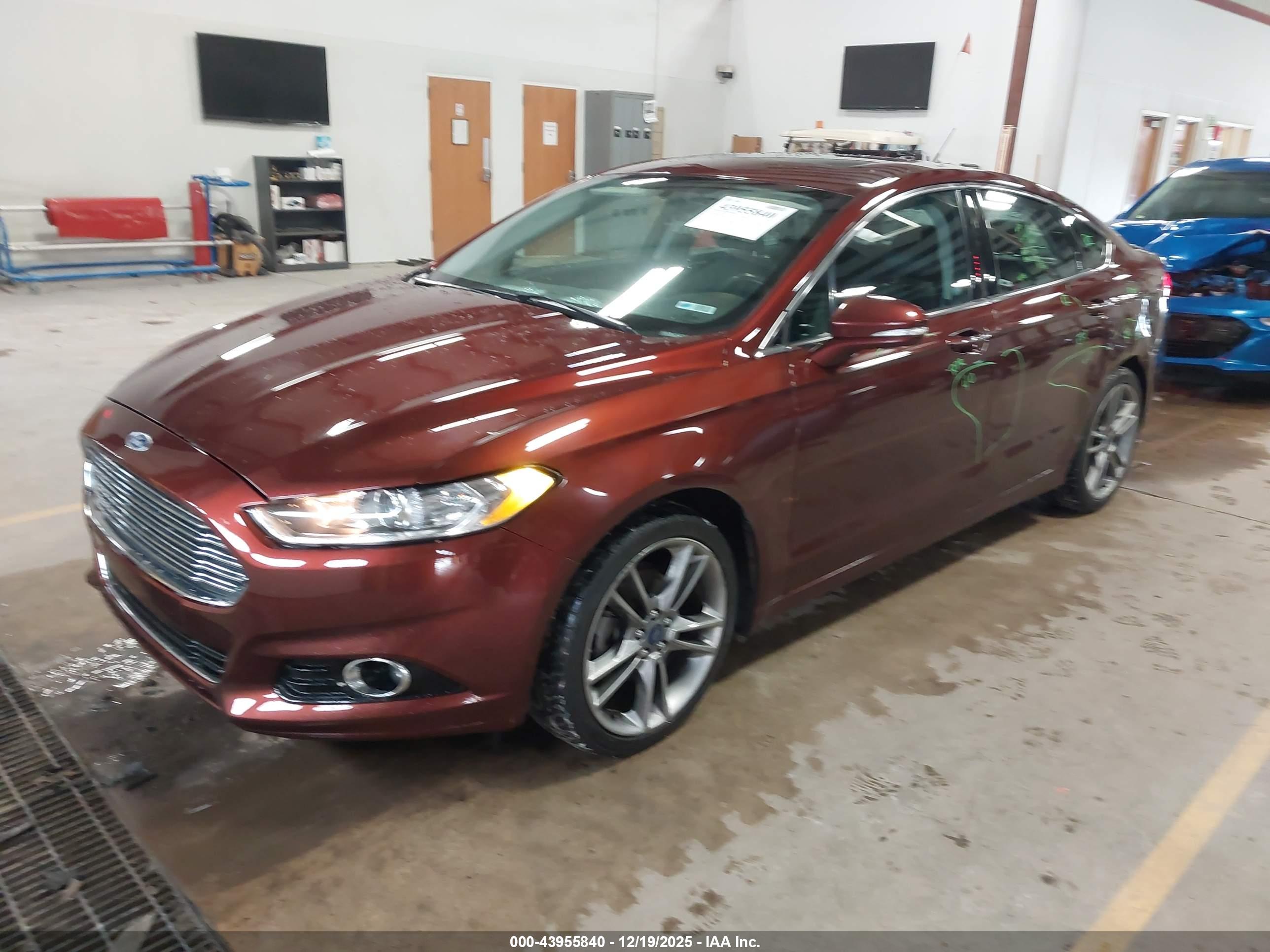 FORD FUSION image 2