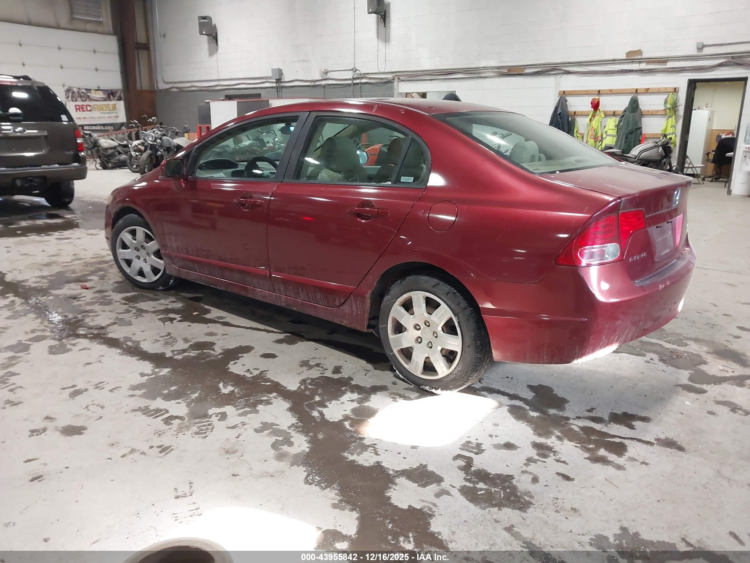 HONDA CIVIC image 3