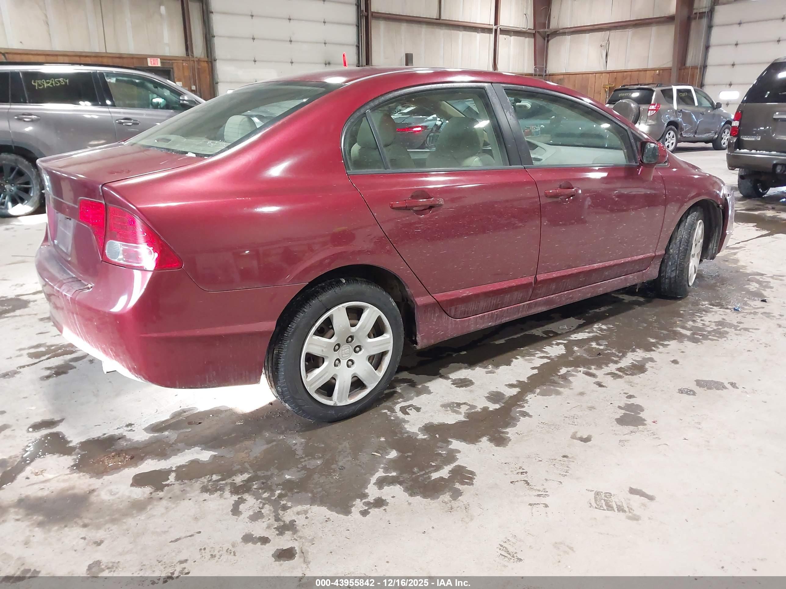 HONDA CIVIC image 4