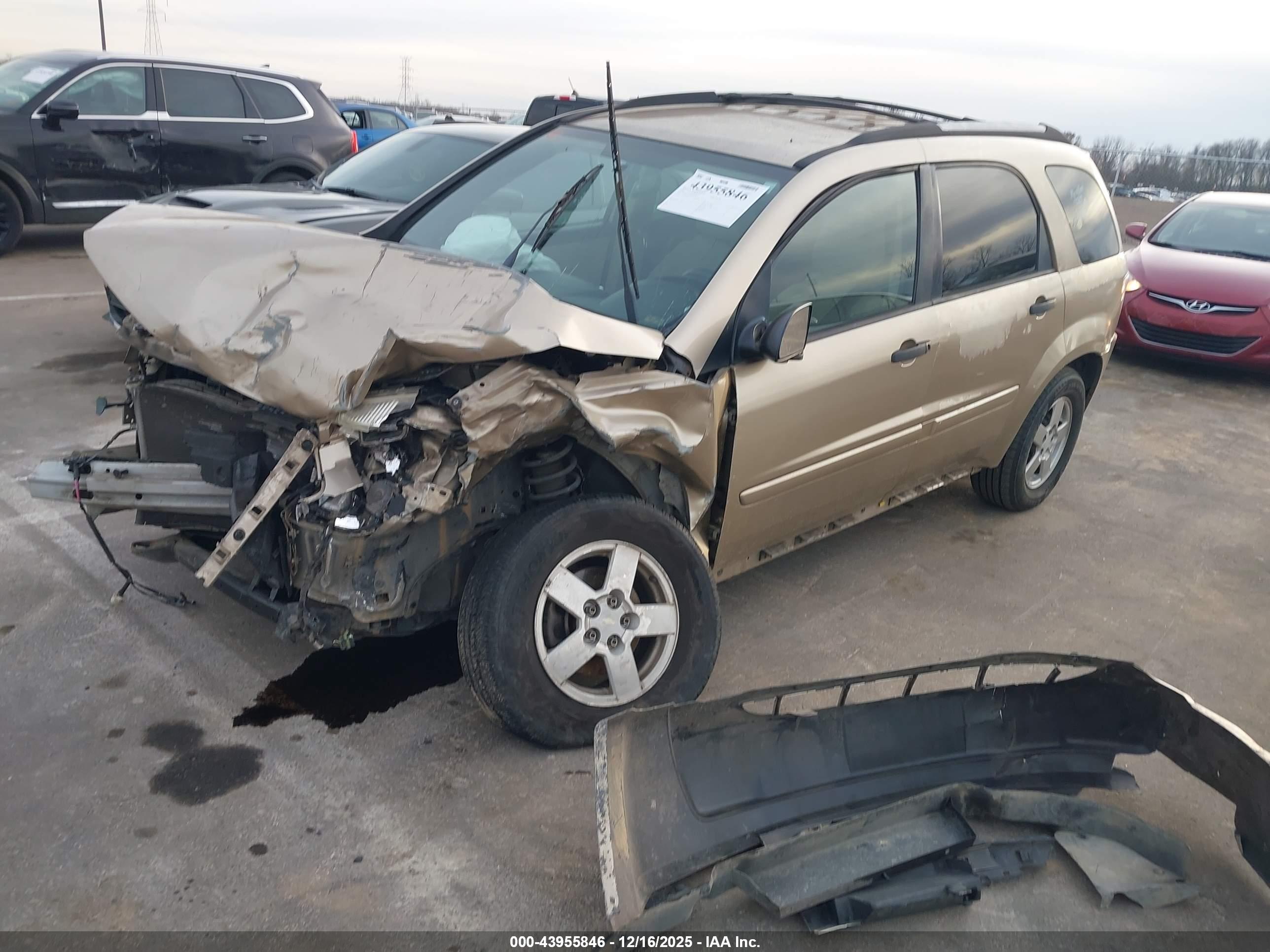 CHEVROLET EQUINOX image 2