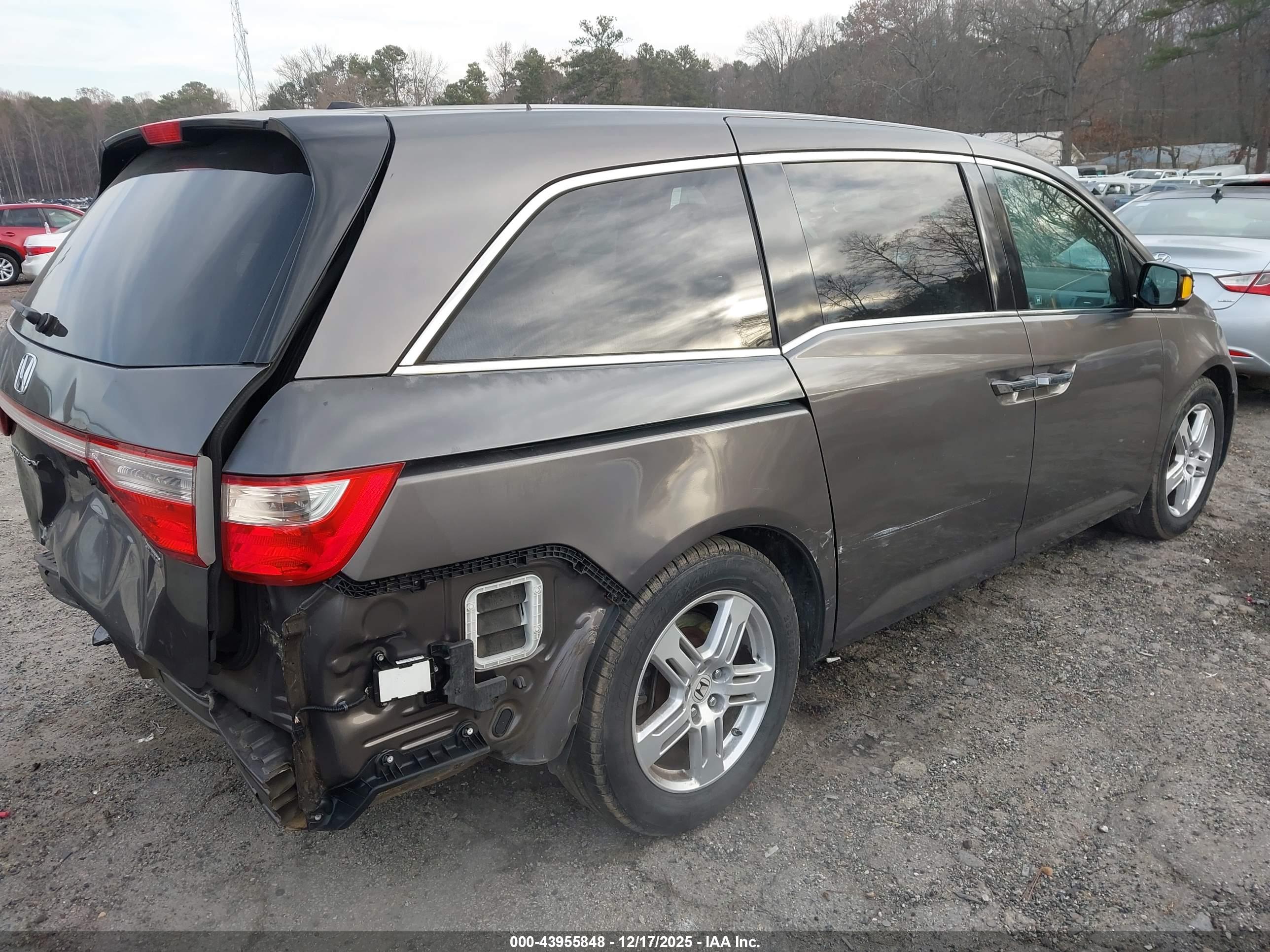 HONDA ODYSSEY image 4