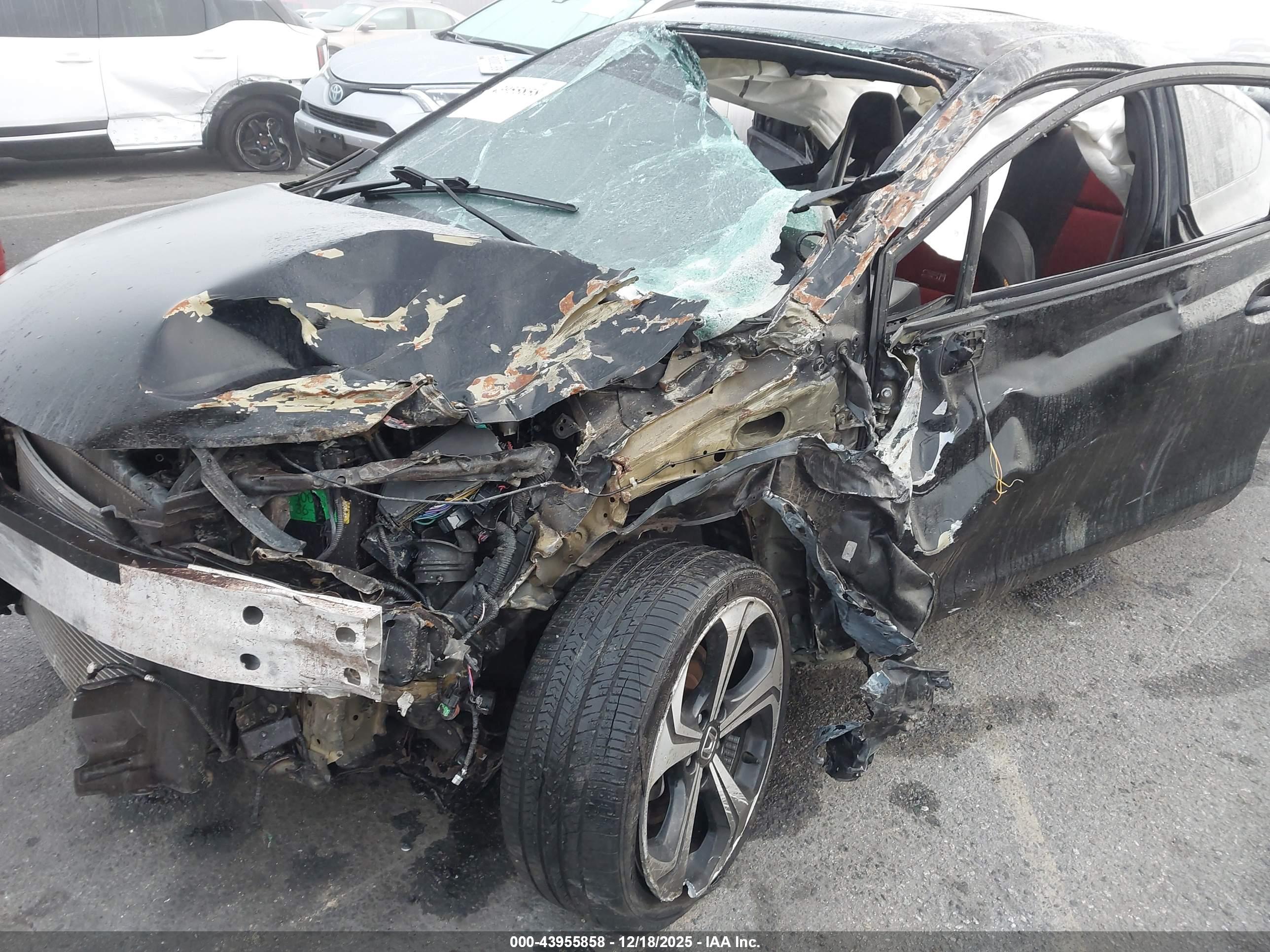 HONDA CIVIC image 6