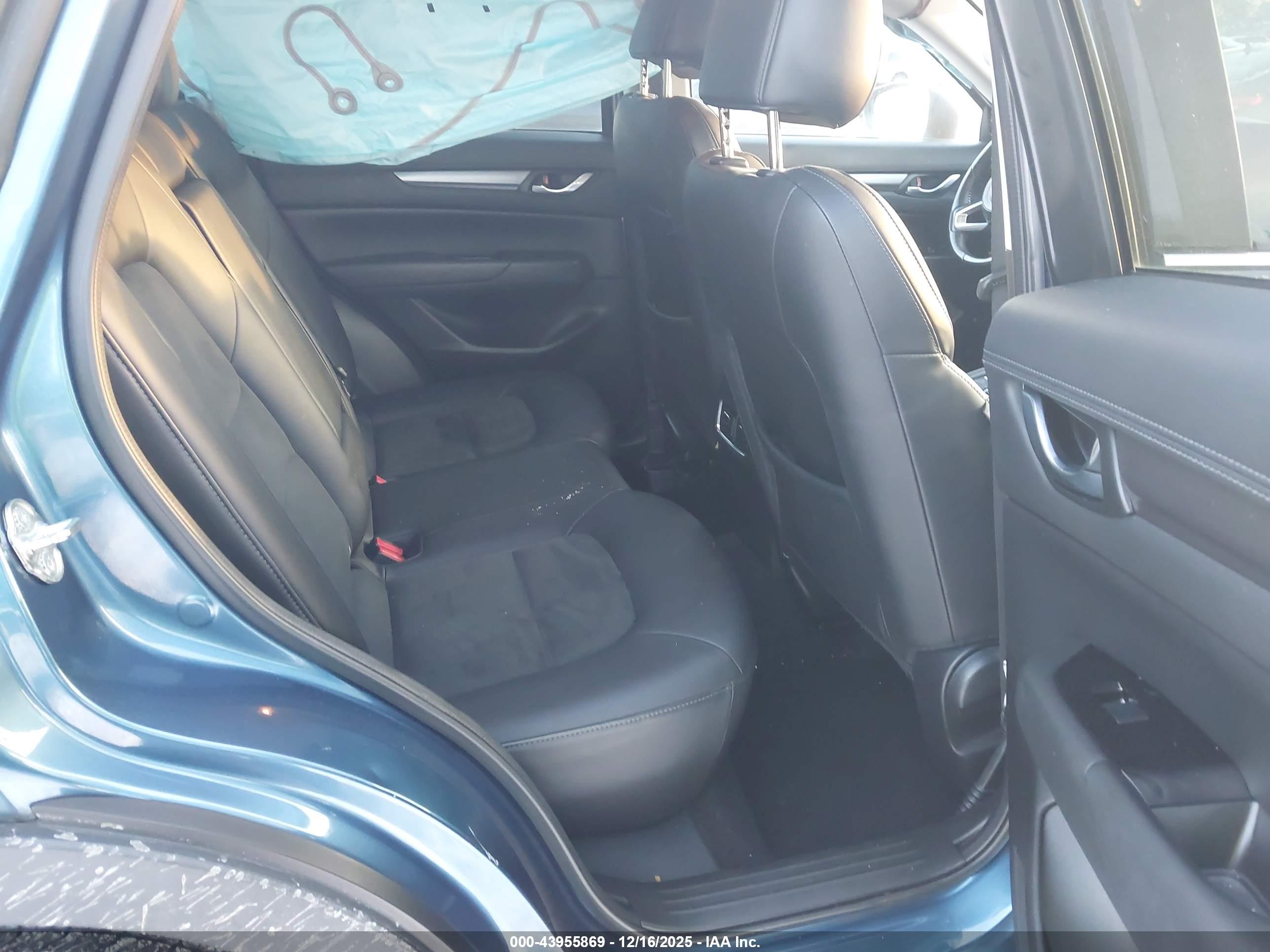MAZDA CX-5 image 8