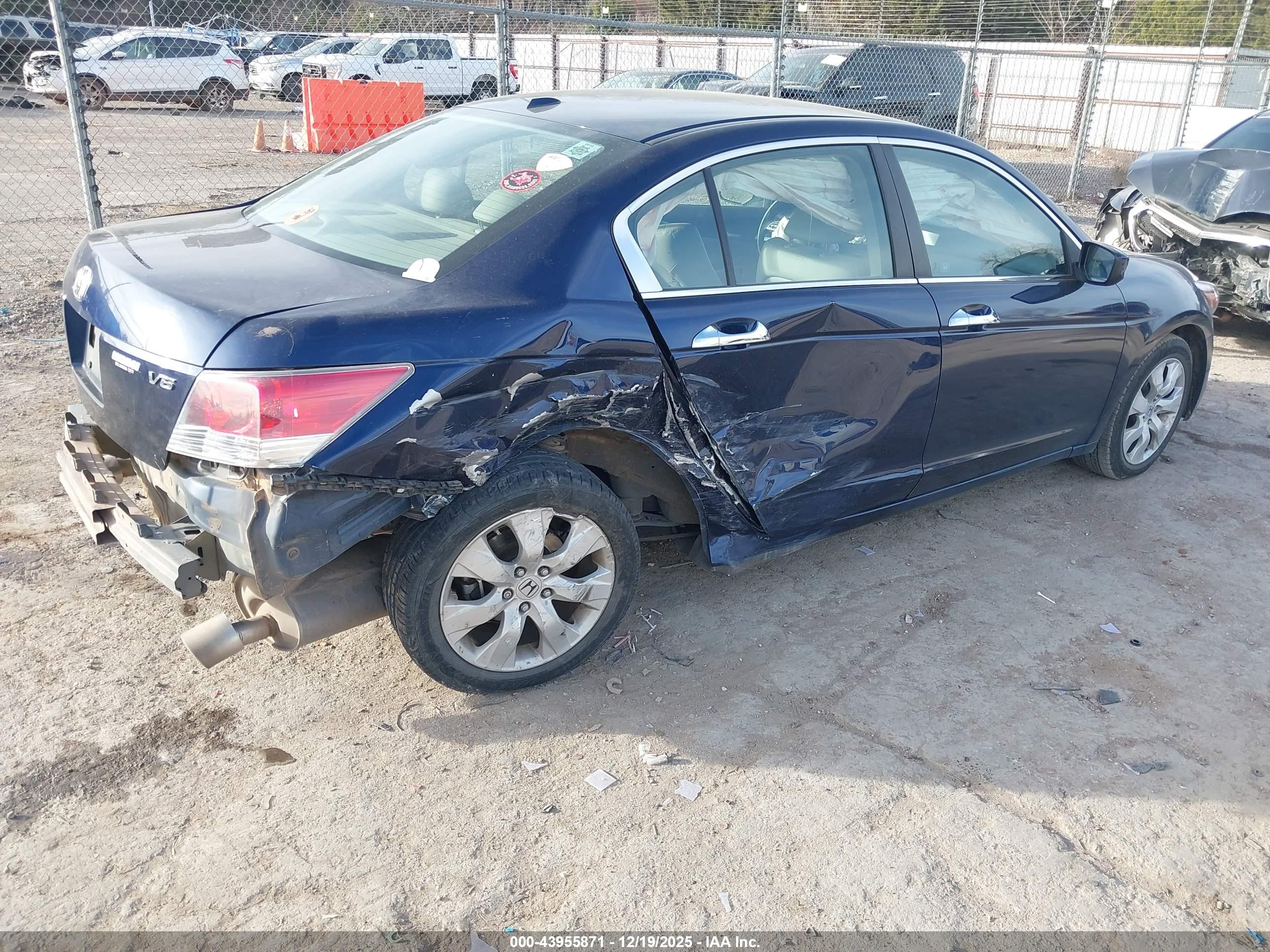 HONDA ACCORD image 4