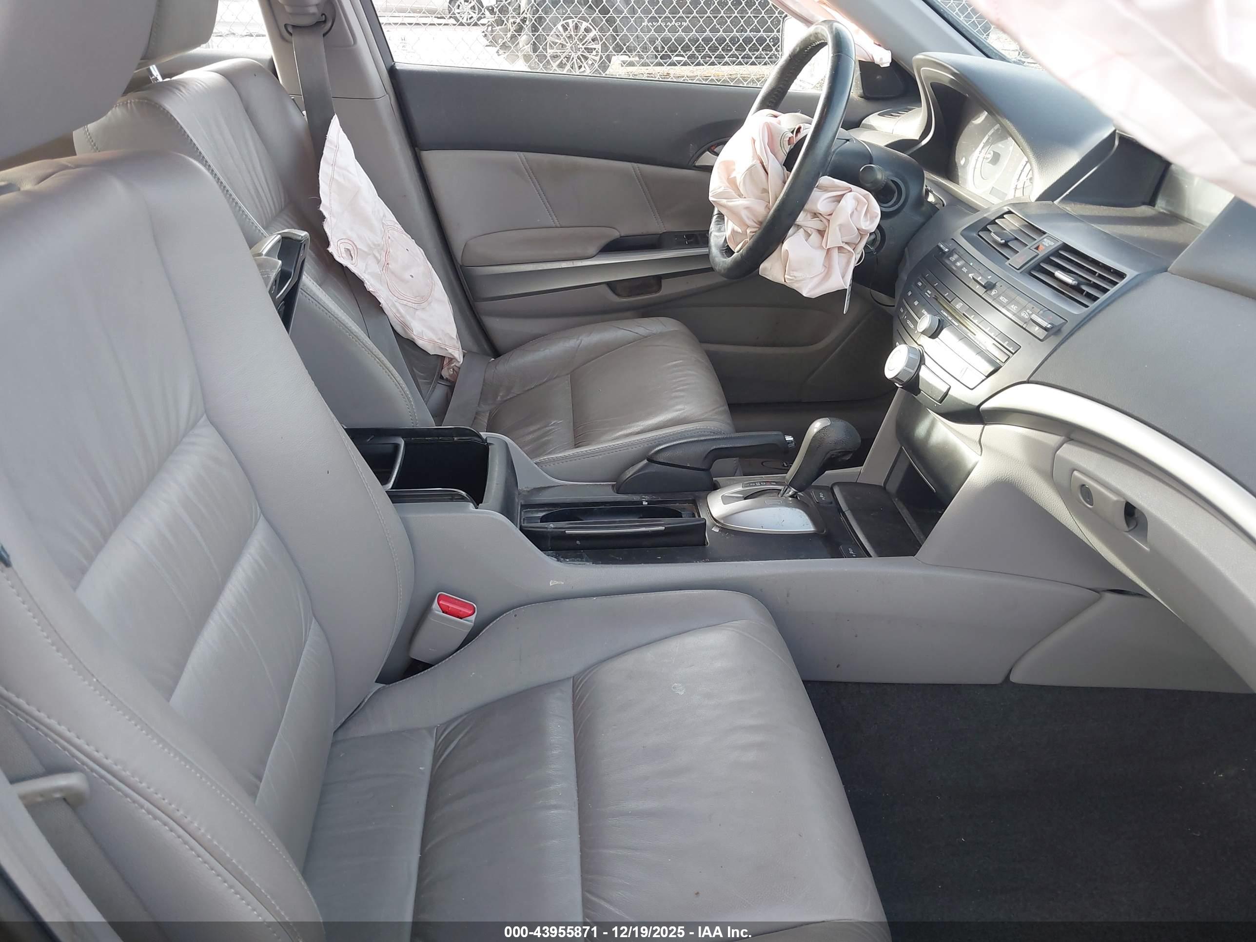 HONDA ACCORD image 5