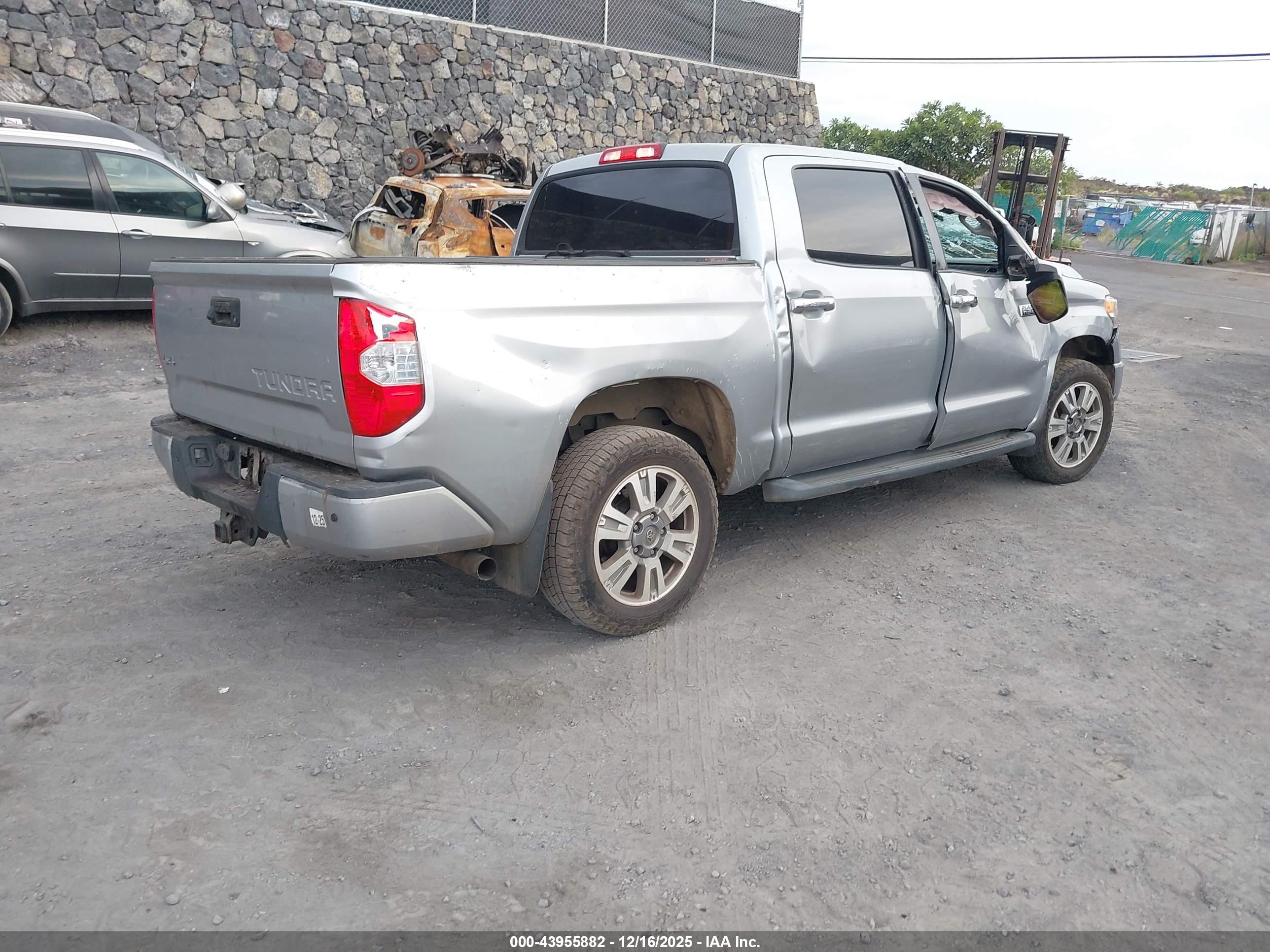 TOYOTA TUNDRA image 4