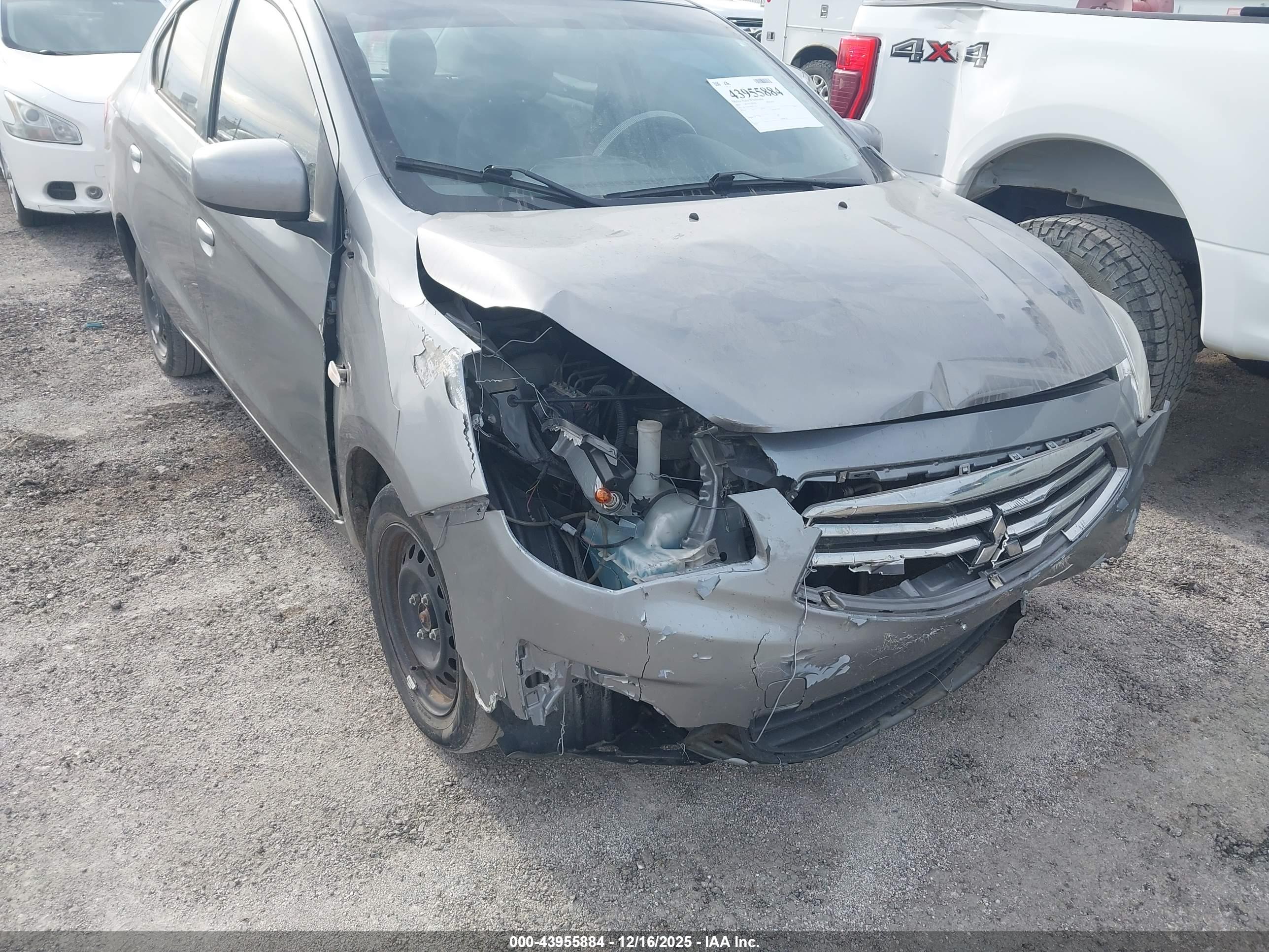 MITSUBISHI MIRAGE image 6