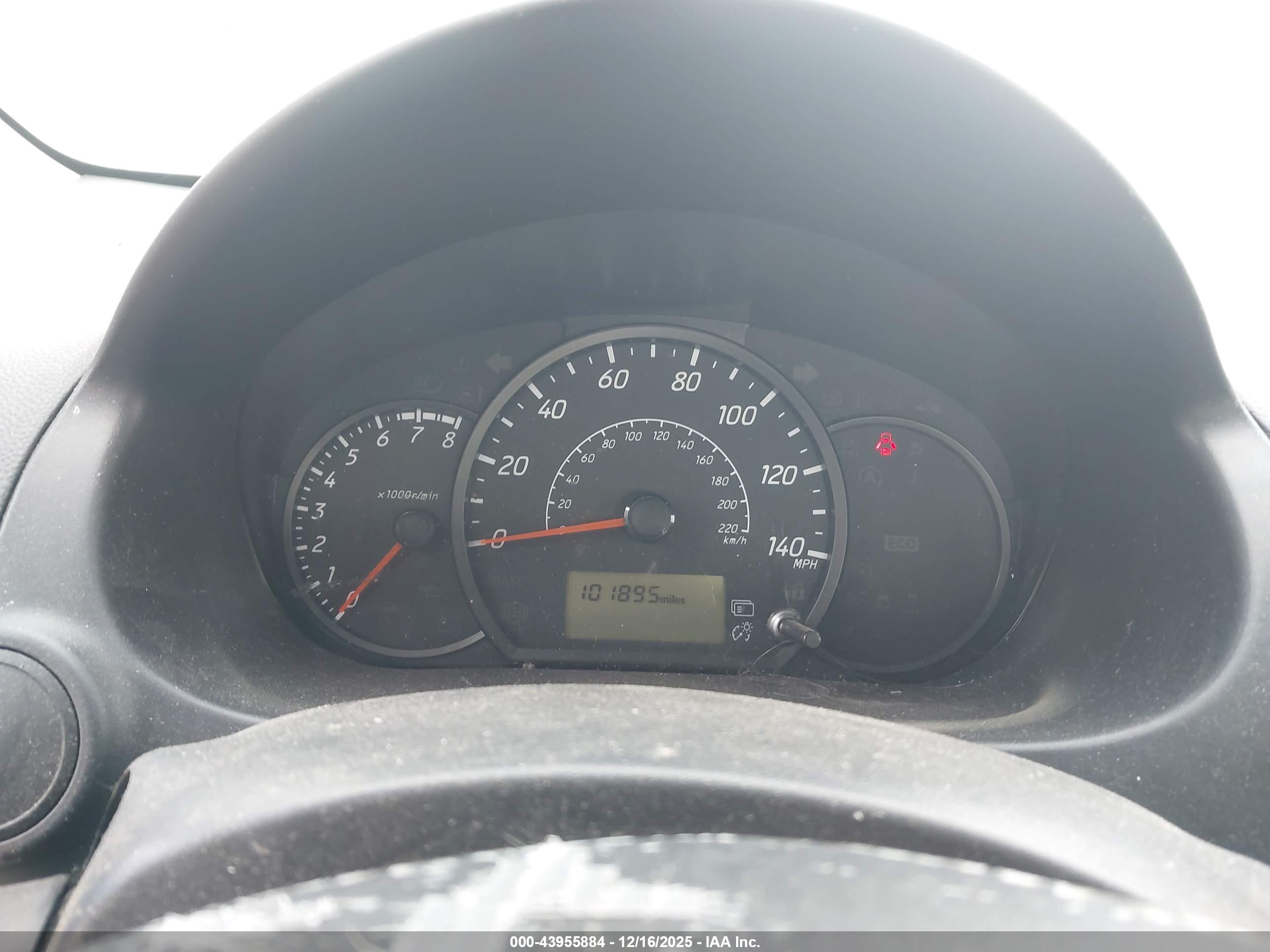 MITSUBISHI MIRAGE image 7
