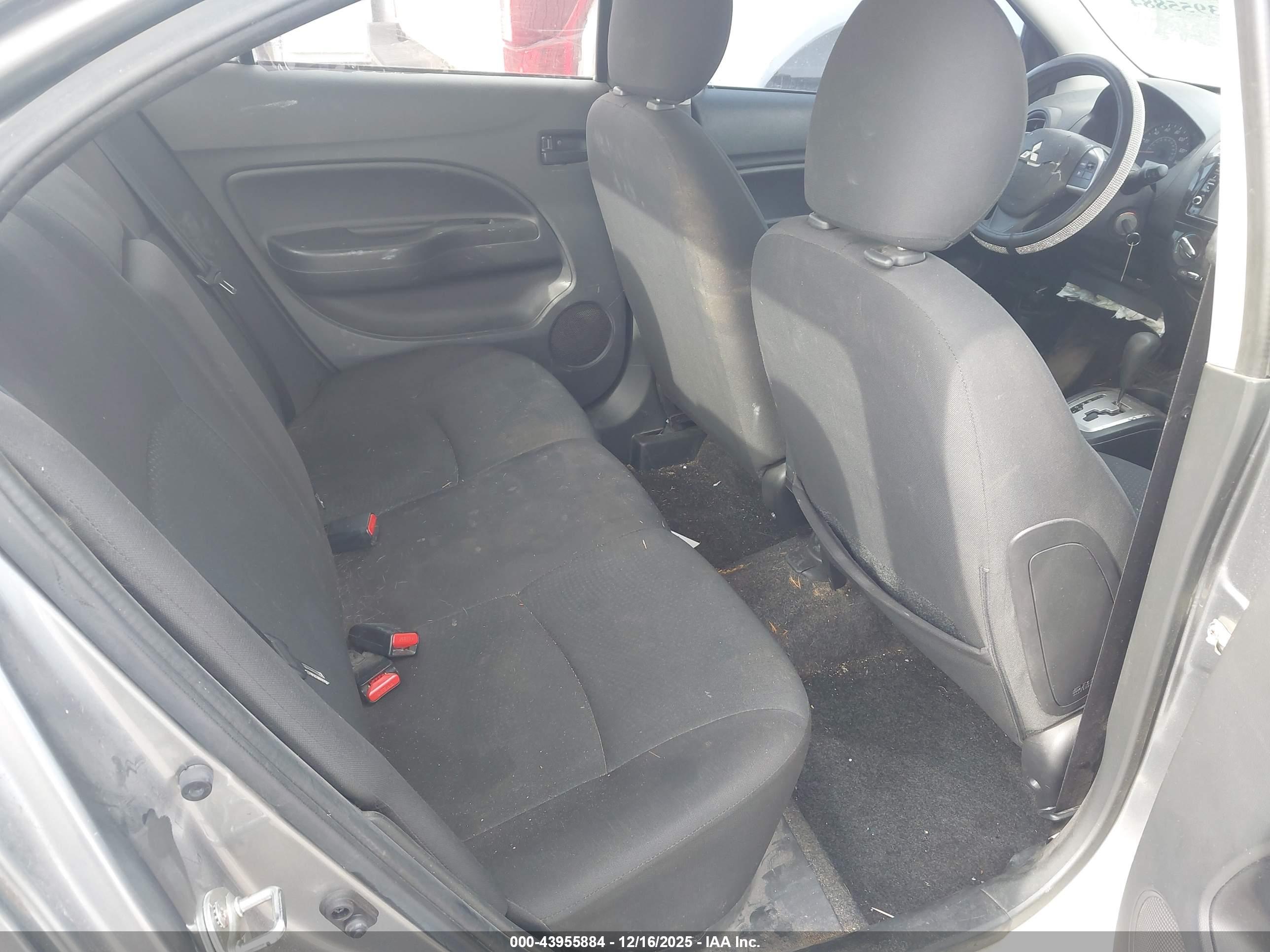 MITSUBISHI MIRAGE image 8