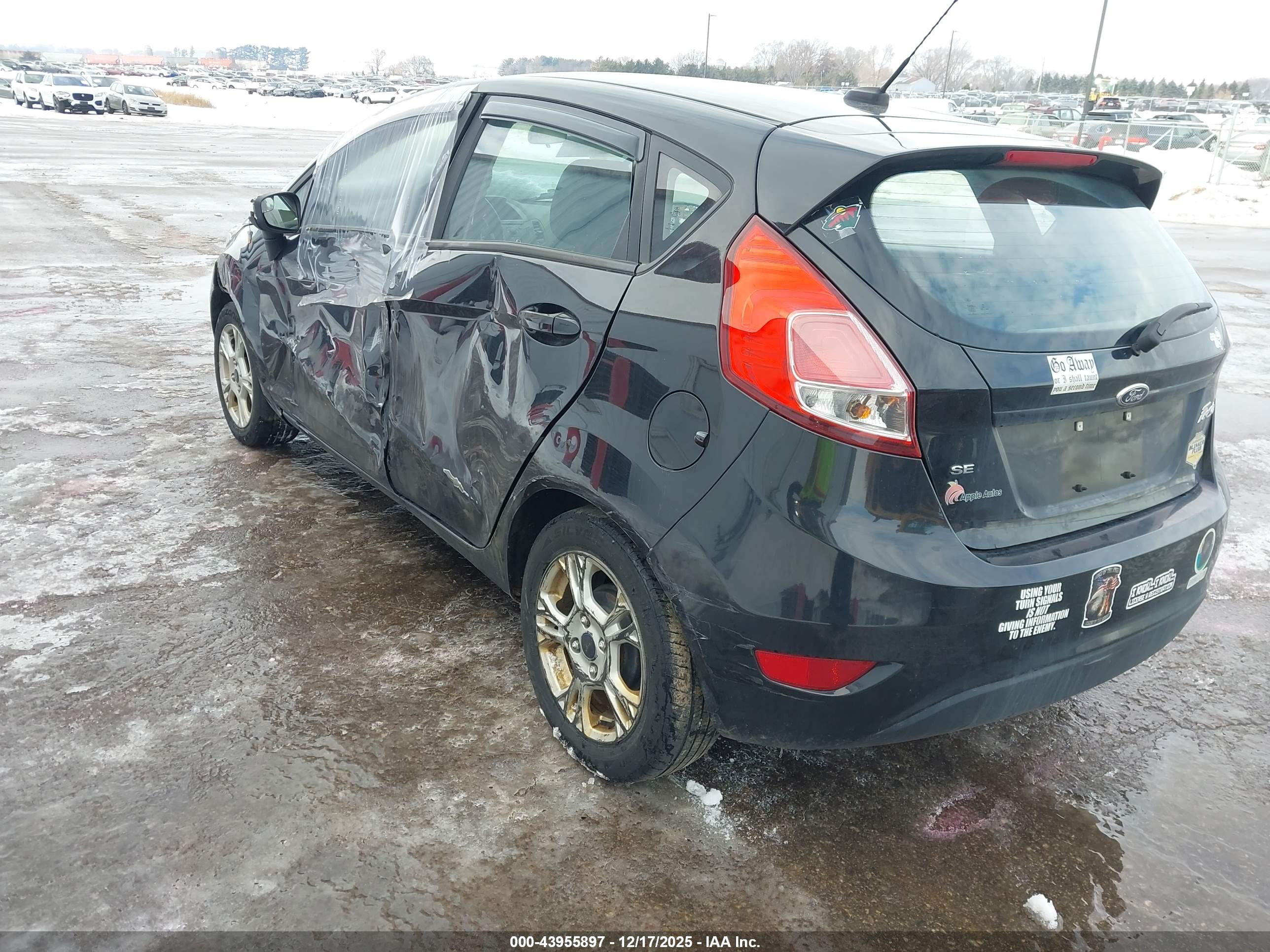 FORD FIESTA image 3