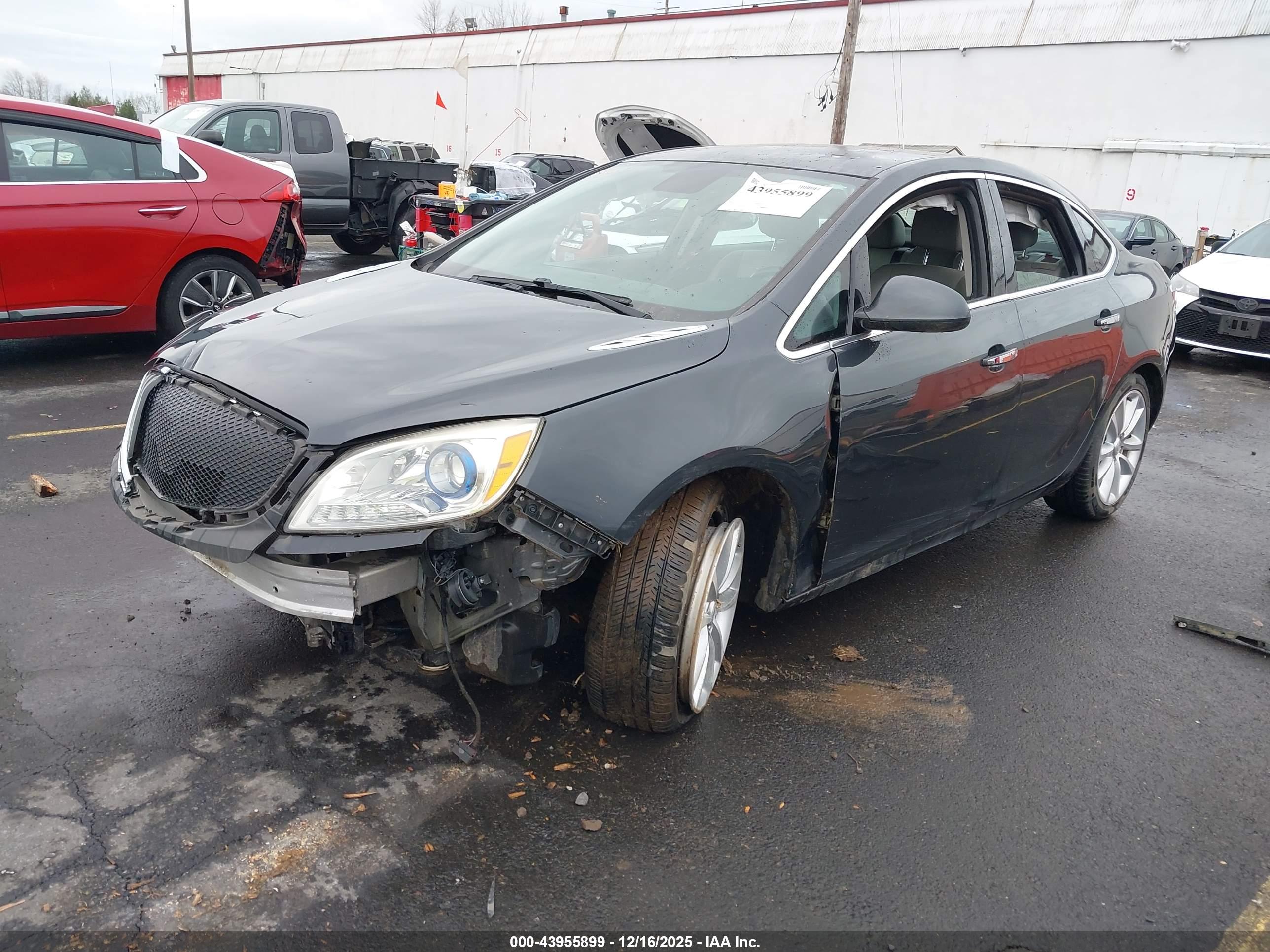 BUICK VERANO image 2