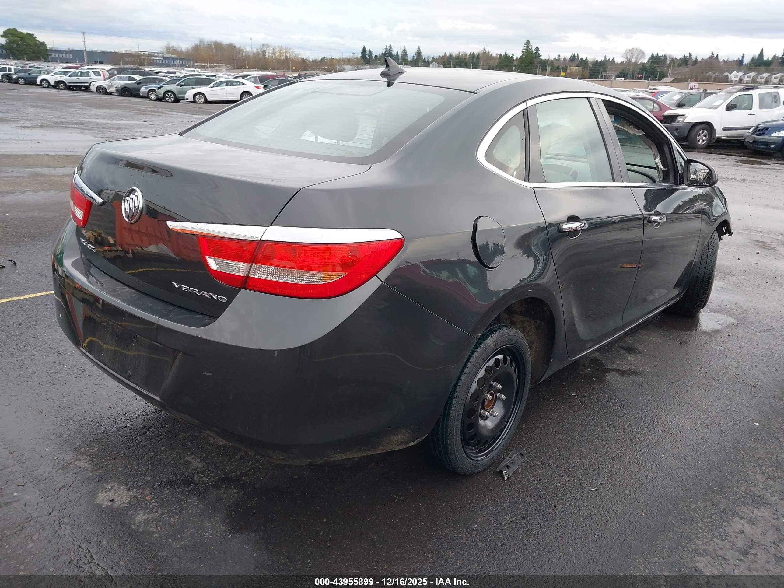 BUICK VERANO image 4
