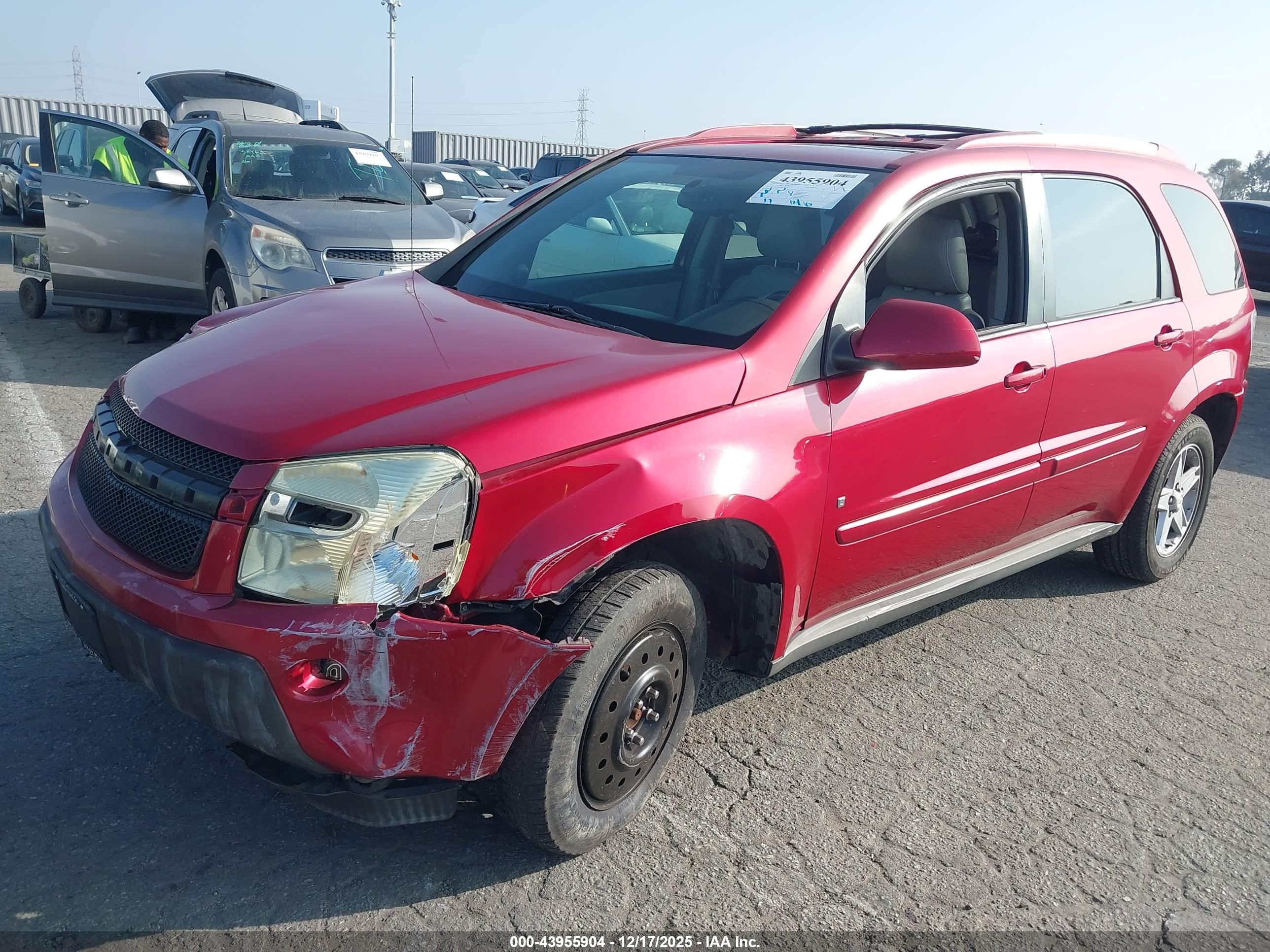 CHEVROLET EQUINOX image 2