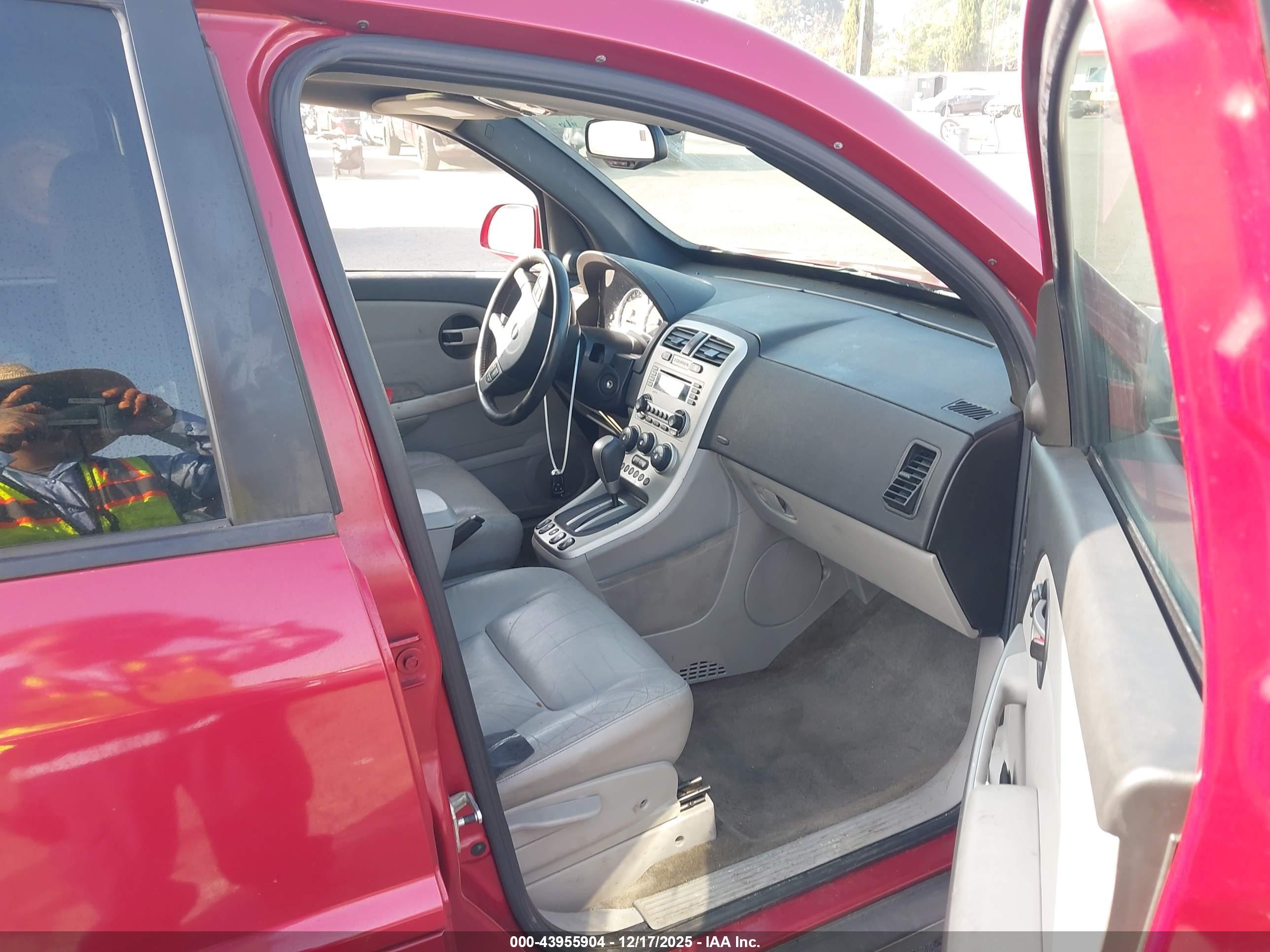 CHEVROLET EQUINOX image 5