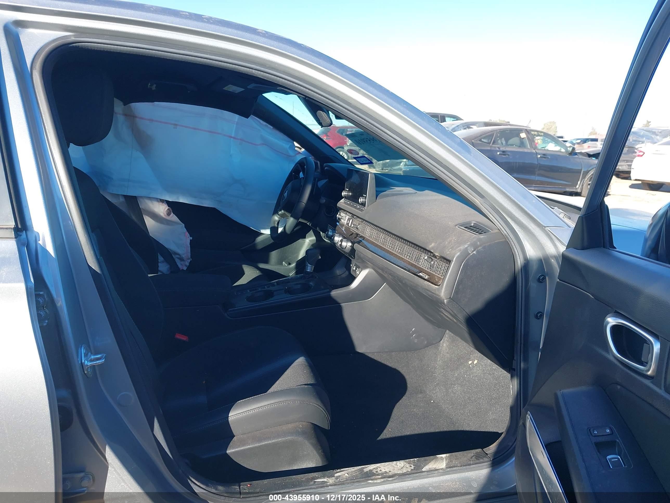 HONDA CIVIC image 5