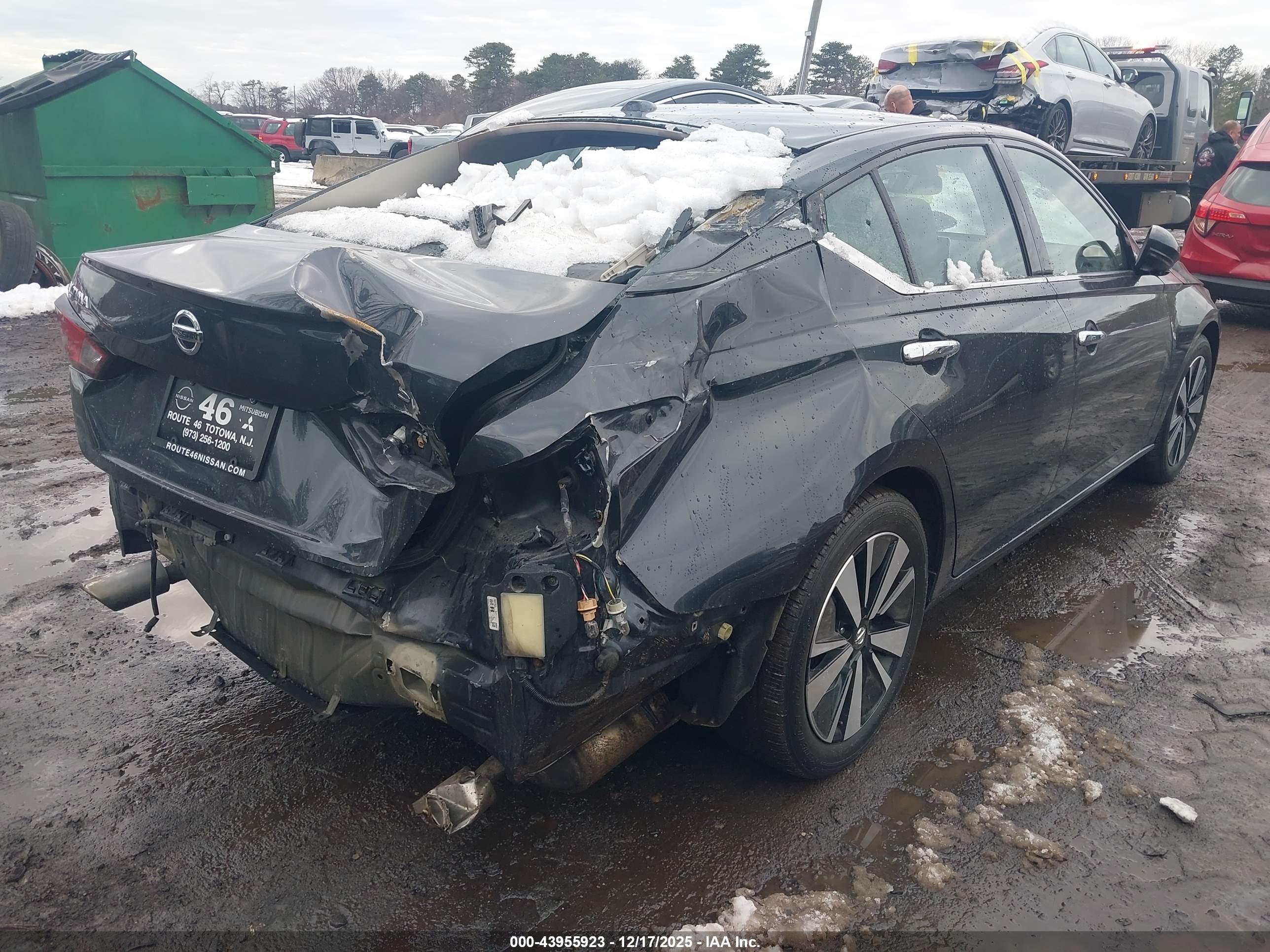 NISSAN ALTIMA image 6