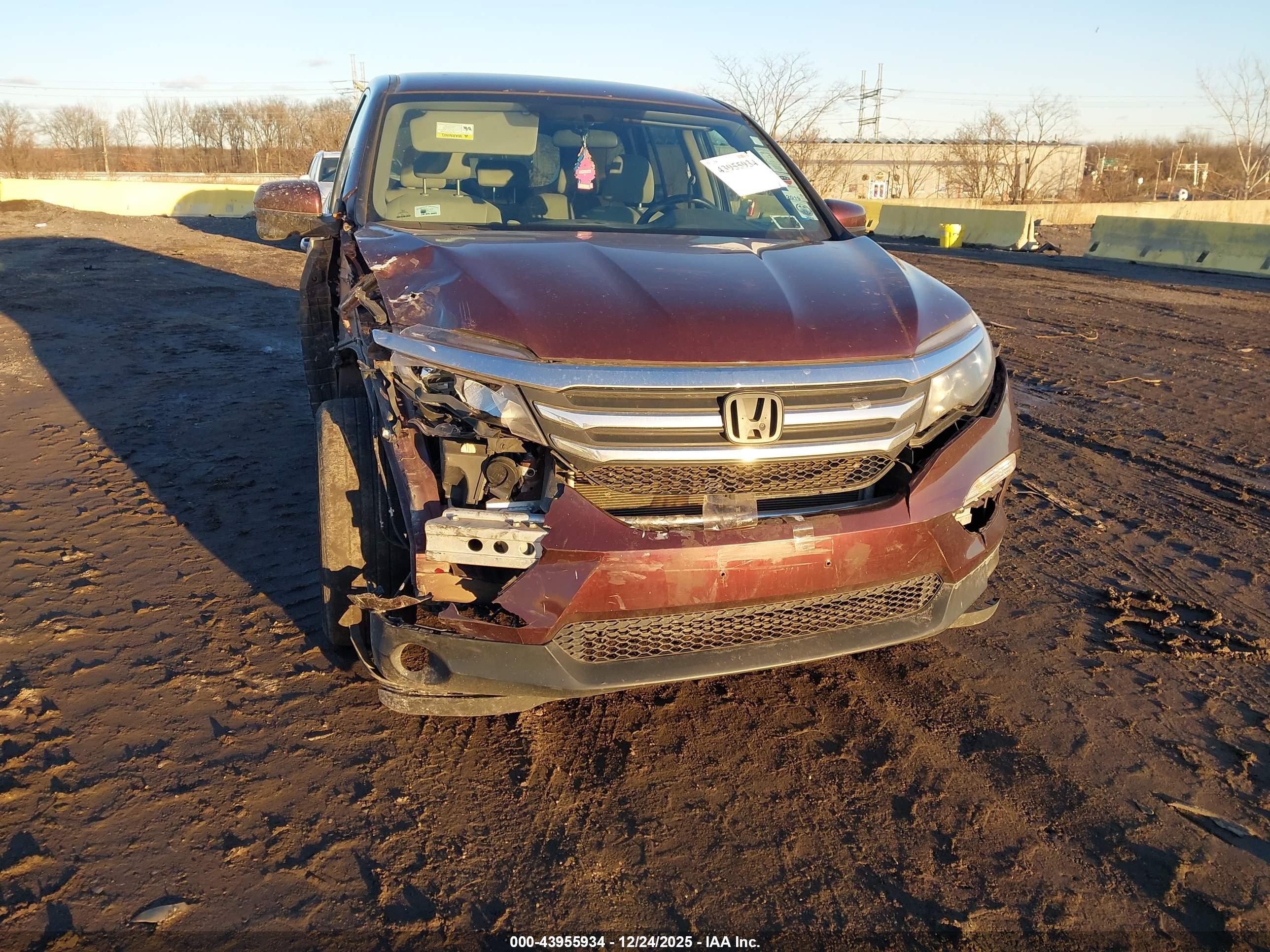 HONDA PILOT image 6