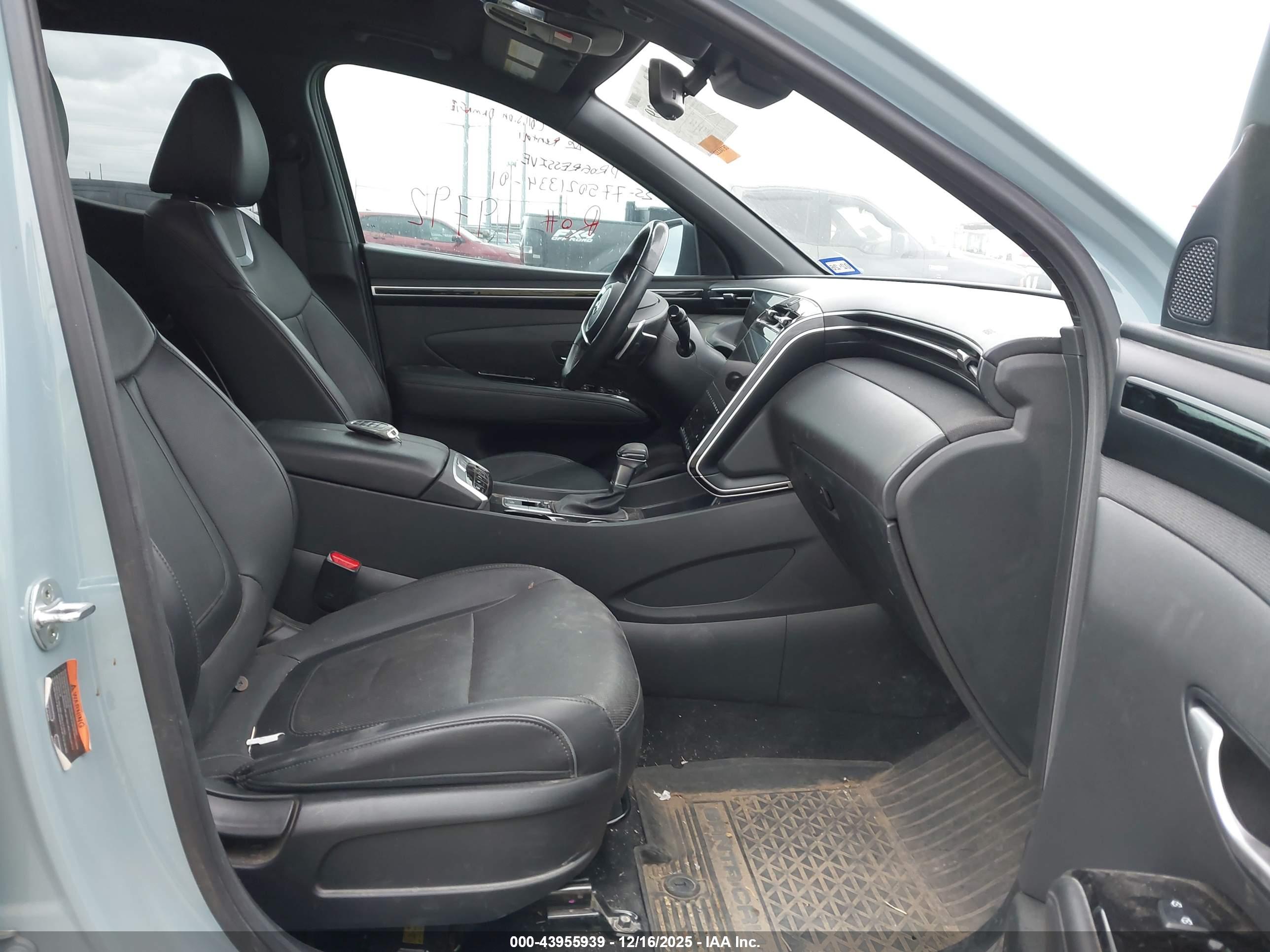 HYUNDAI SANTA image 5