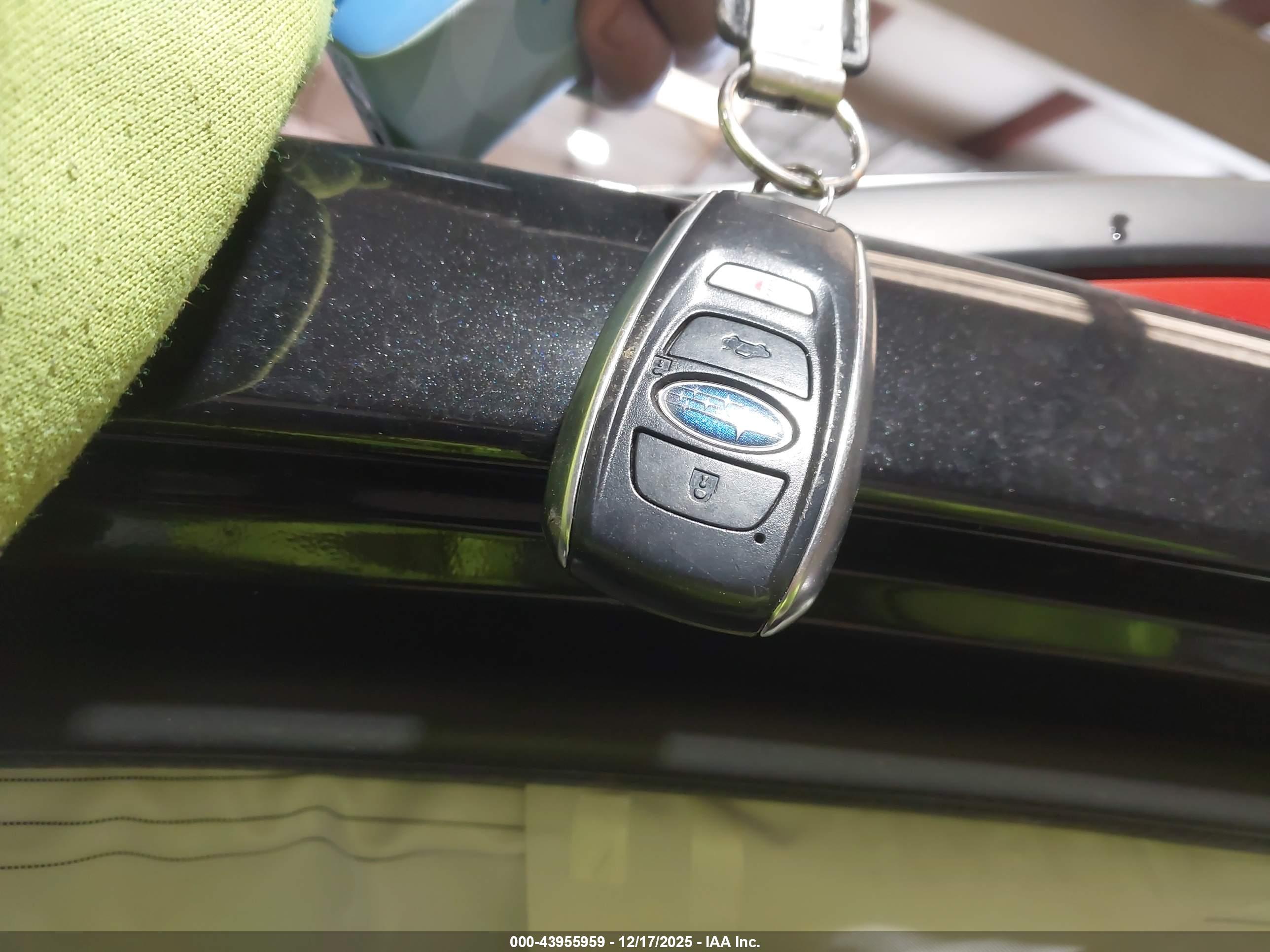 SUBARU FORESTER image 11