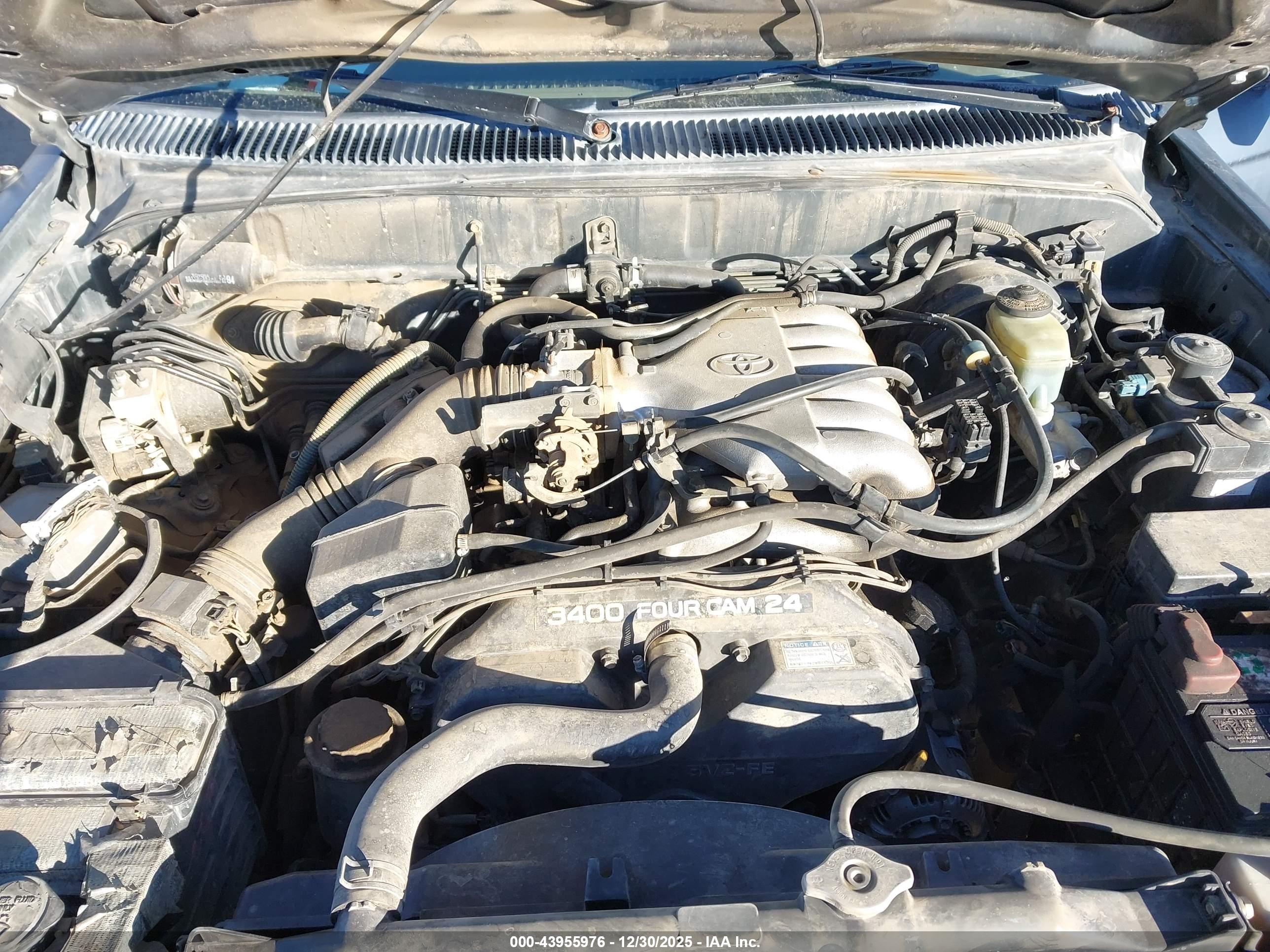 TOYOTA 4RUNNER image 10